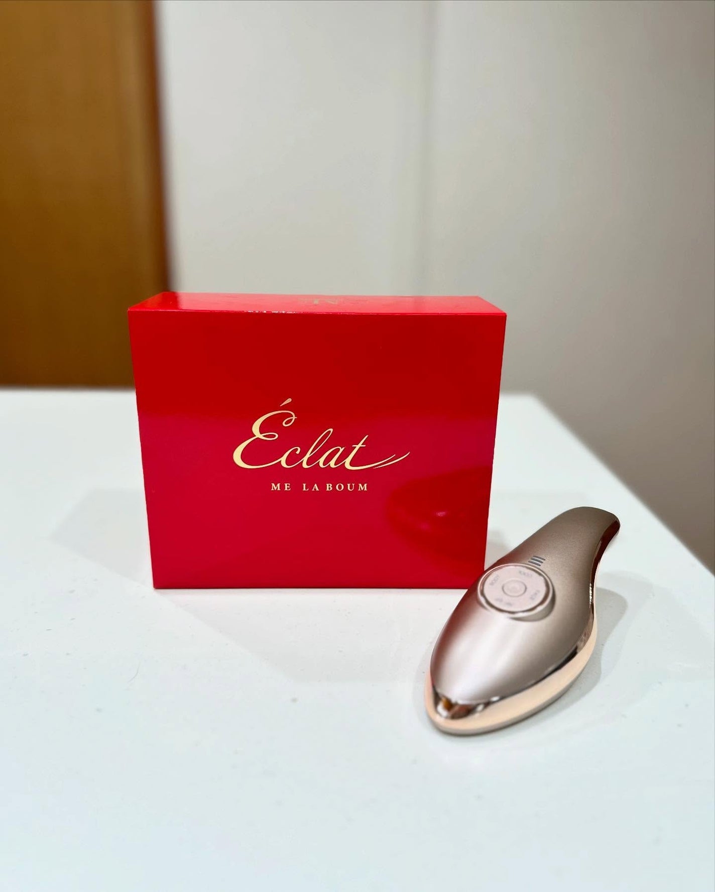 fuzukiフォロバ♡ on LIPS 「これ1台で、サロン級の美肌ケア♡美のカリスマ"IKKOさん"プ..」(1枚目)