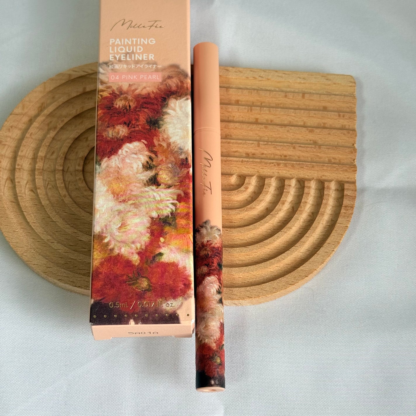 絵画リキッドアイライナー/MilleFée/リキッドアイライナーを使ったクチコミ(4枚目)