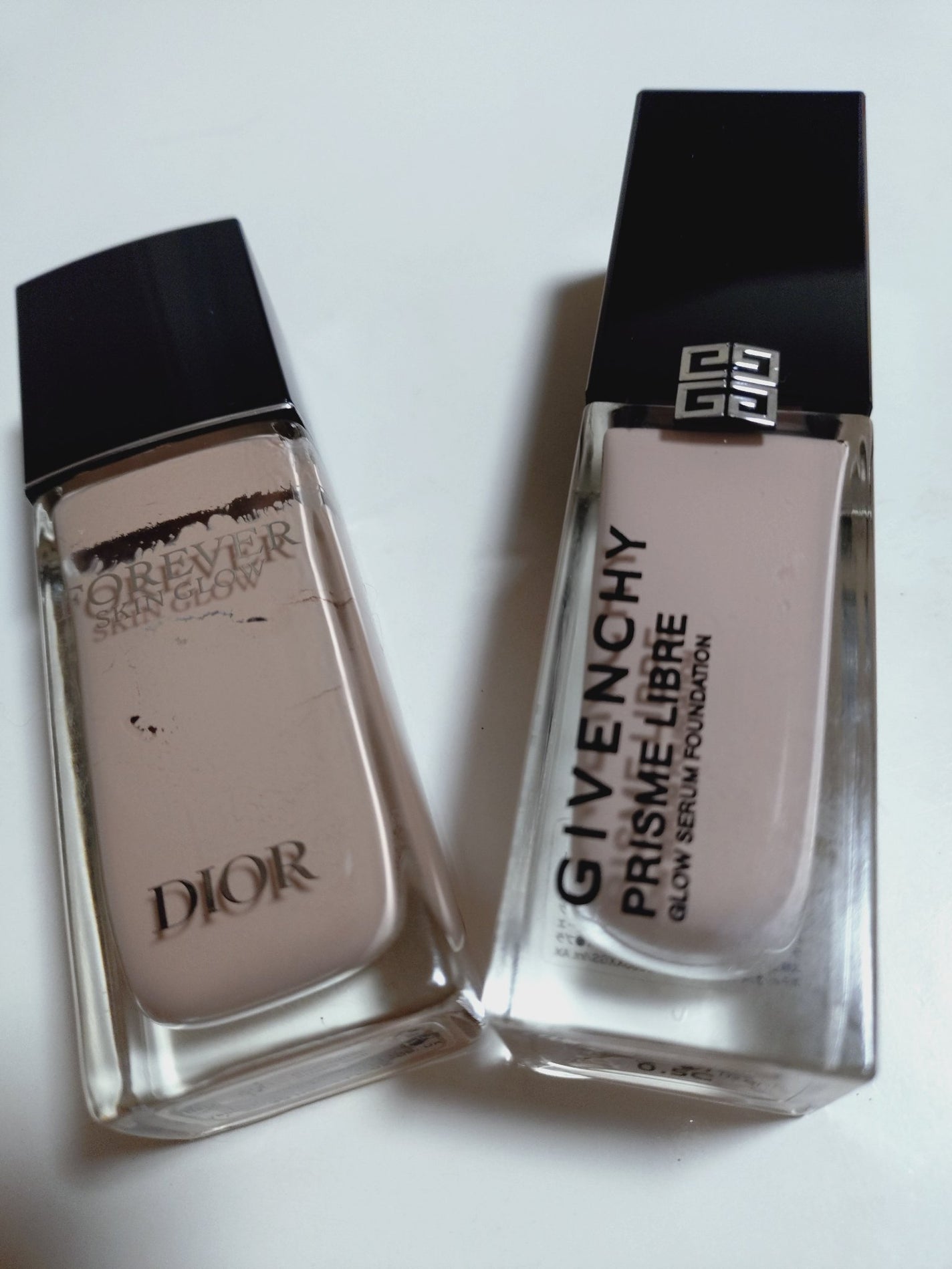 ディオールスキン フォーエヴァー フルイド グロウ/Dior/リキッドファンデーションを使ったクチコミ(1枚目)