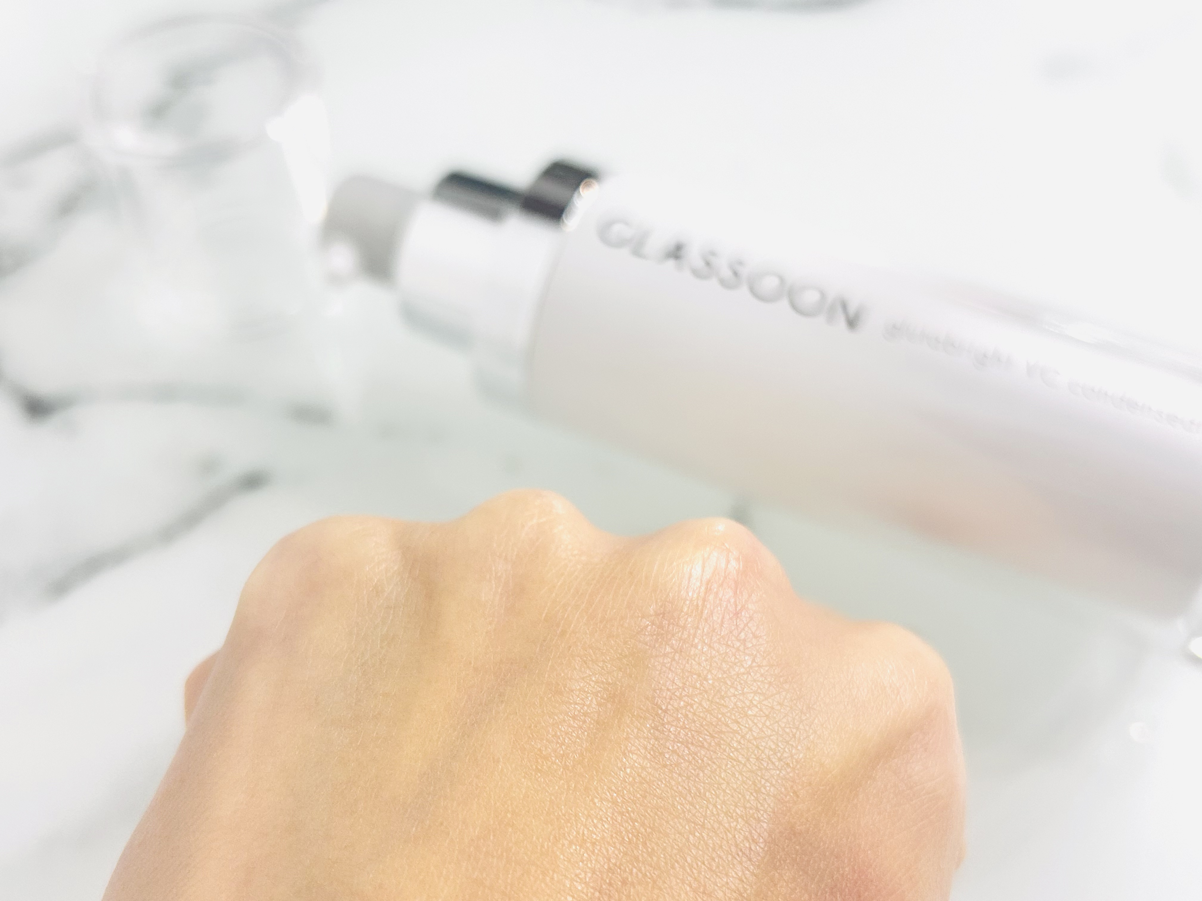 グラスーン　グルタブライト　ＶＣ　コンデンスドロップ/GLASSOON/美容液を使ったクチコミ（3枚目）