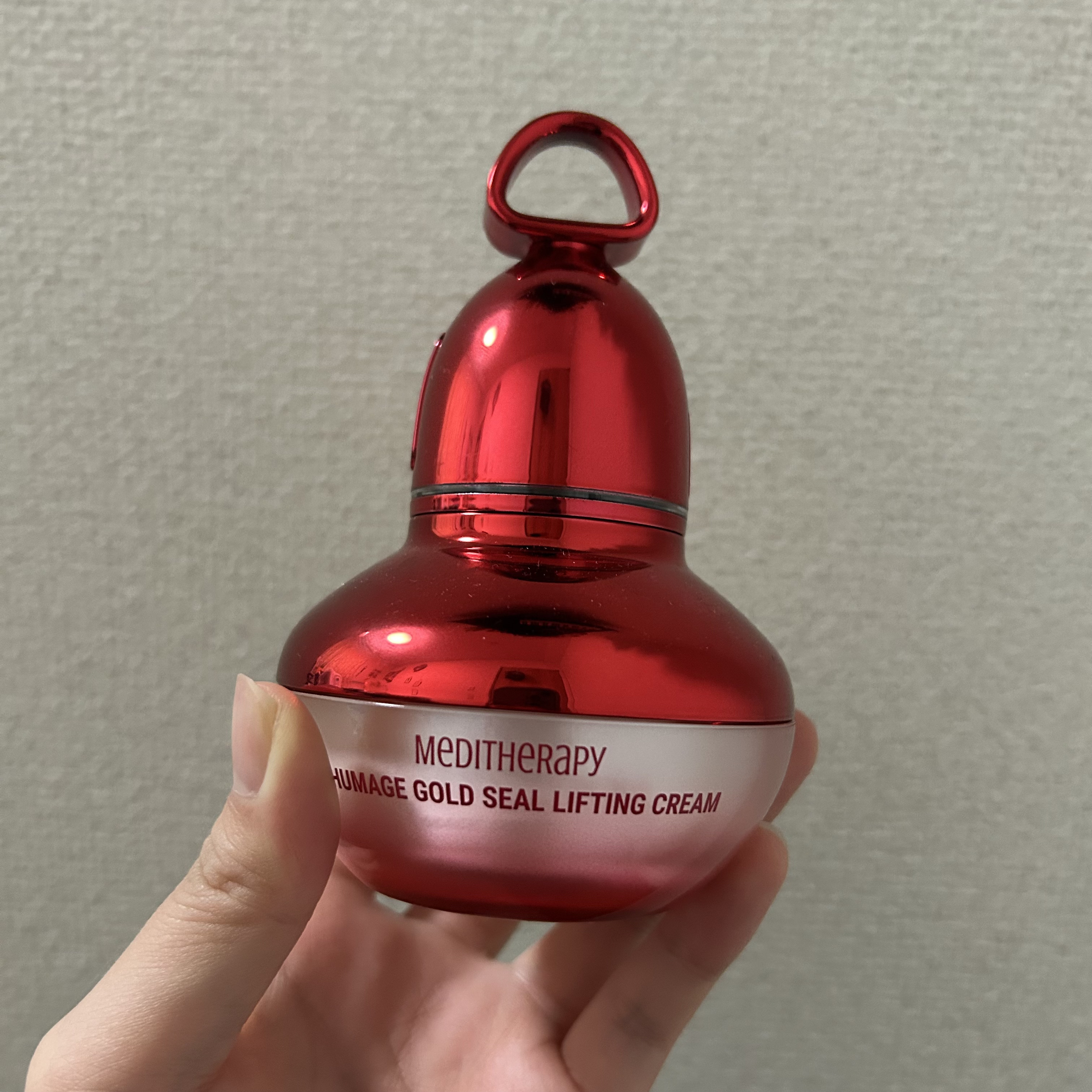 シューマジゴールド糸リフティングクリーム+EMS美顔器/MEDITHERAPY/フェイスクリームを使ったクチコミ（1枚目）