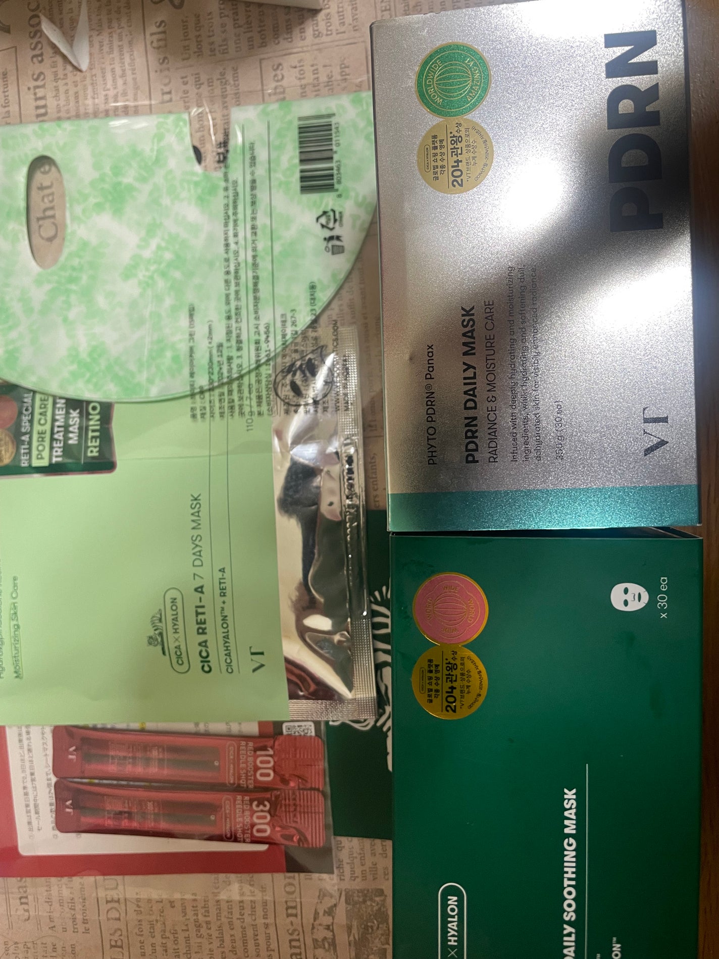 bom89 on LIPS 「メガ割購入品です。VTのシートマスク。1+1で買ったんだけど、..」(1枚目)