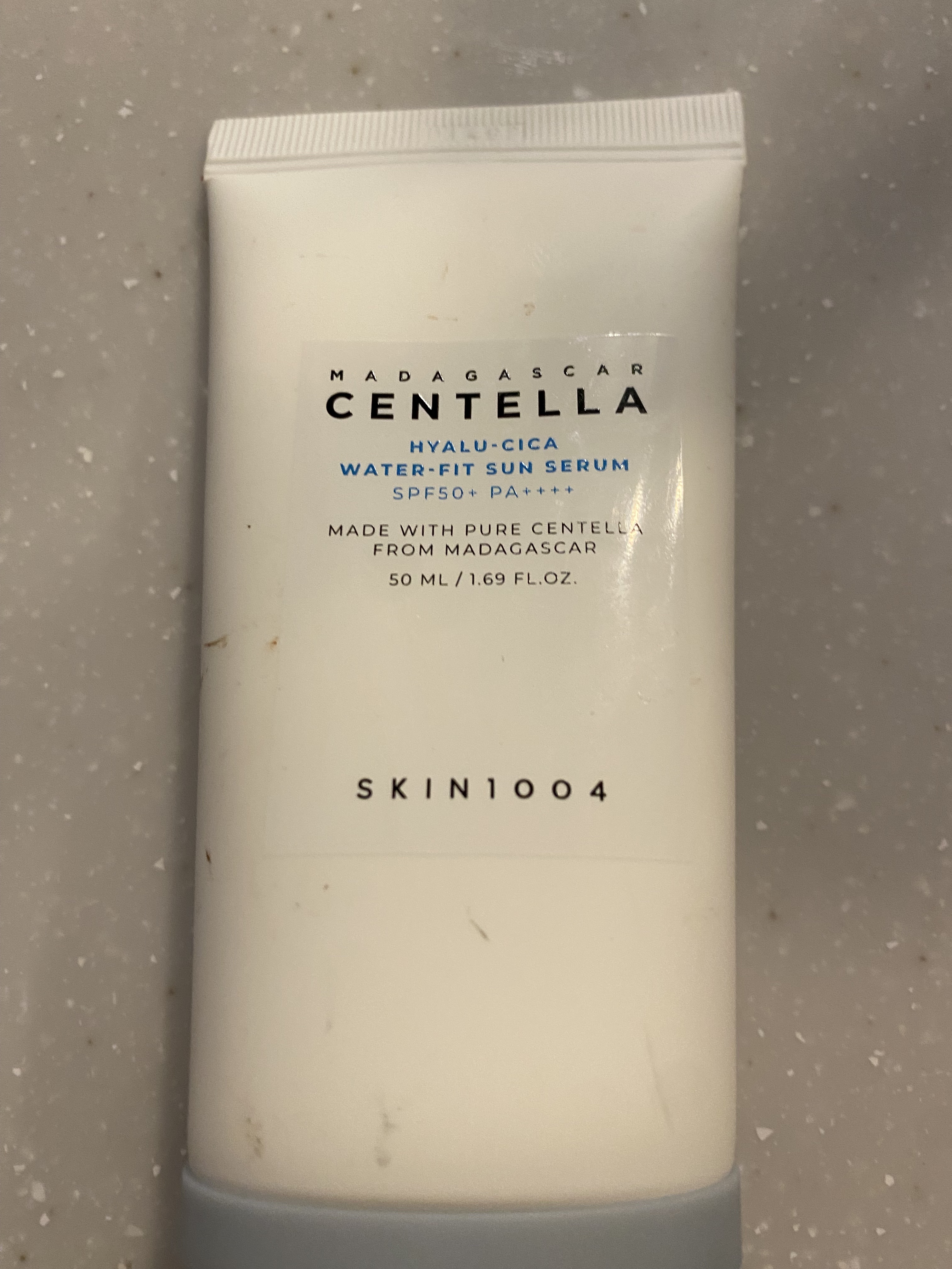 ヒアルーシカ ウォーターフィット サンセラム/SKIN1004/日焼け止めローションを使ったクチコミ（1枚目）