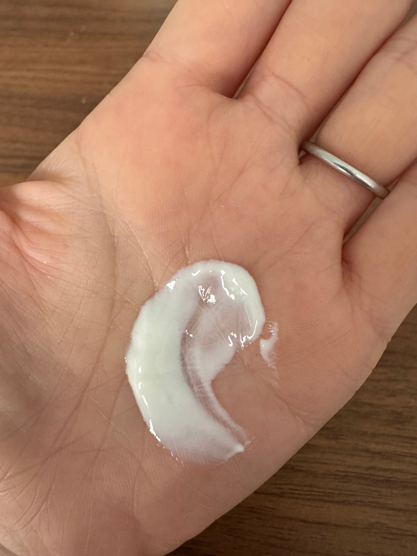 ヒアルーシカ ウォーターフィット サンセラム/SKIN1004/日焼け止めローションを使ったクチコミ(3枚目)