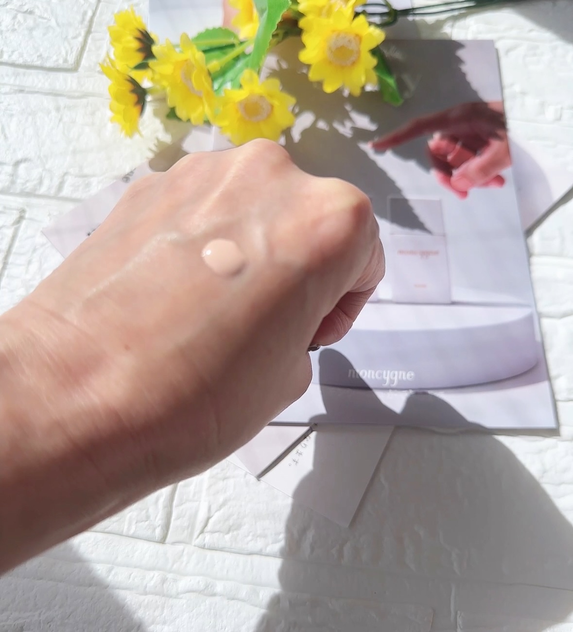 モンシーニュ ベース/moncygne/化粧下地を使ったクチコミ（2枚目）