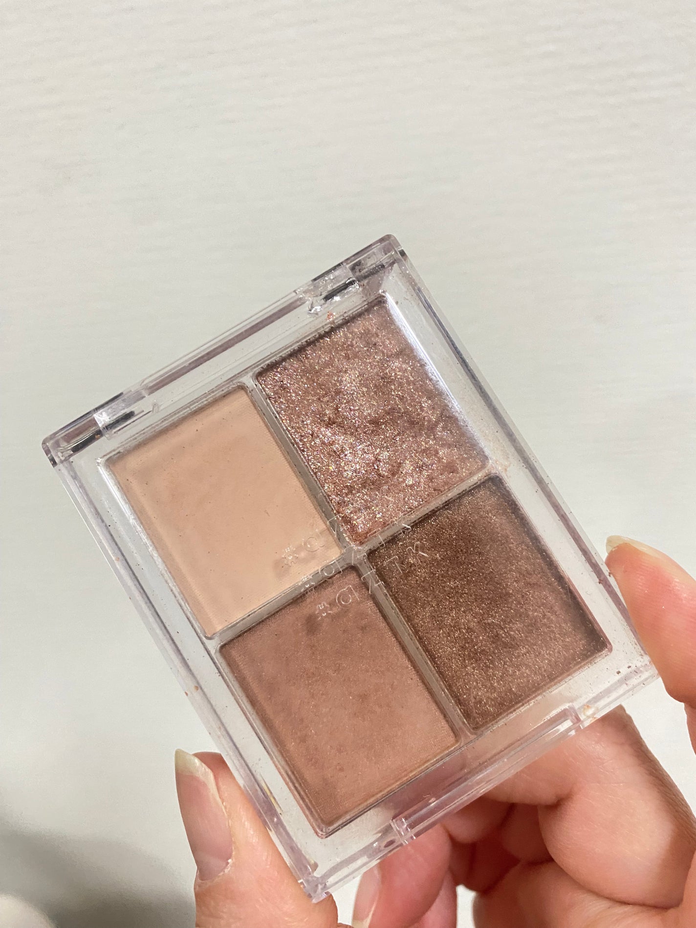 4色アイシャドウパレット/aZTK/アイシャドウパレットを使ったクチコミ(1枚目)