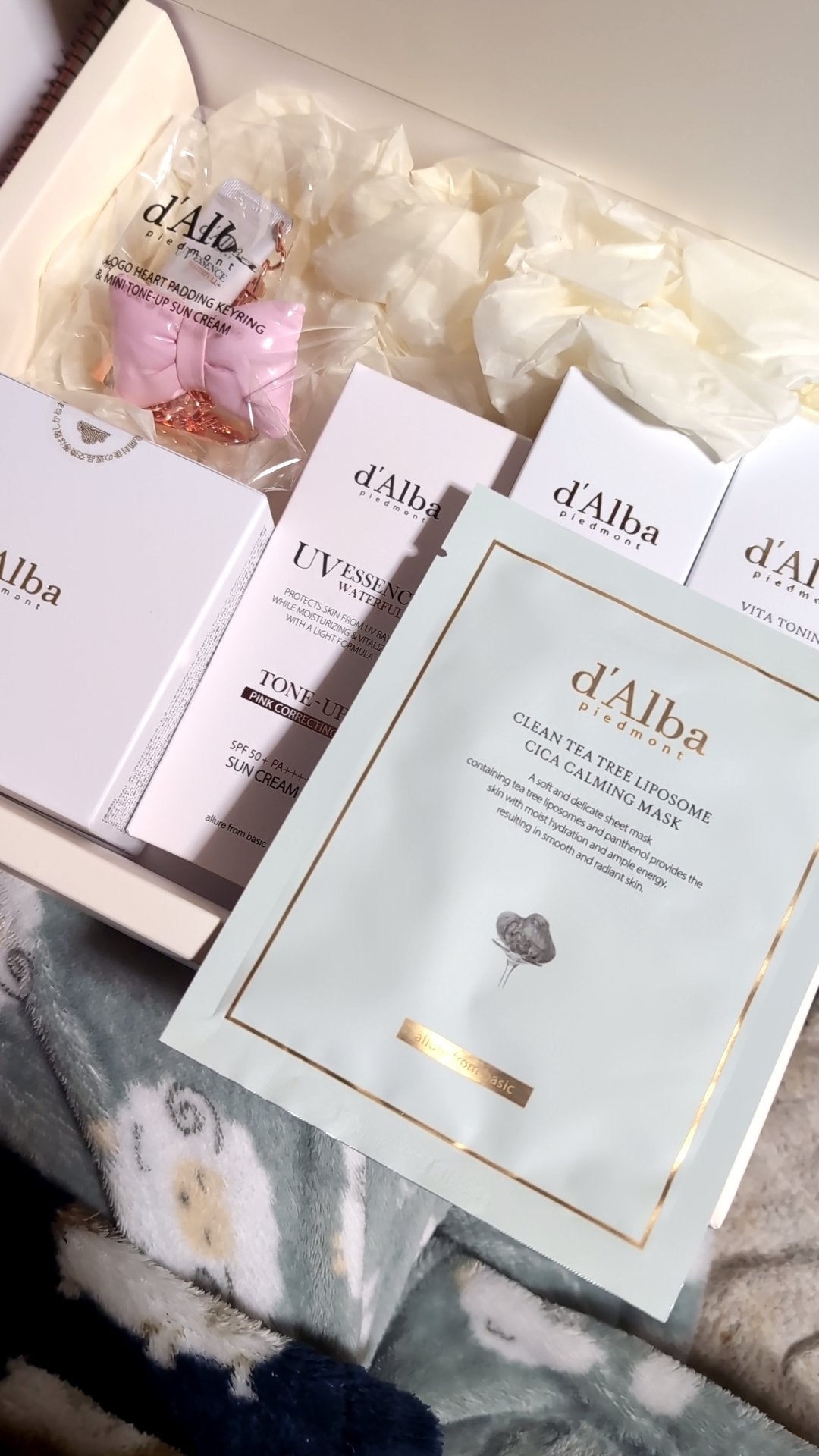 よる on LIPS 「メガ割でひかるさんセレクト、ダルバのセットを購入してました!!..」(1枚目)