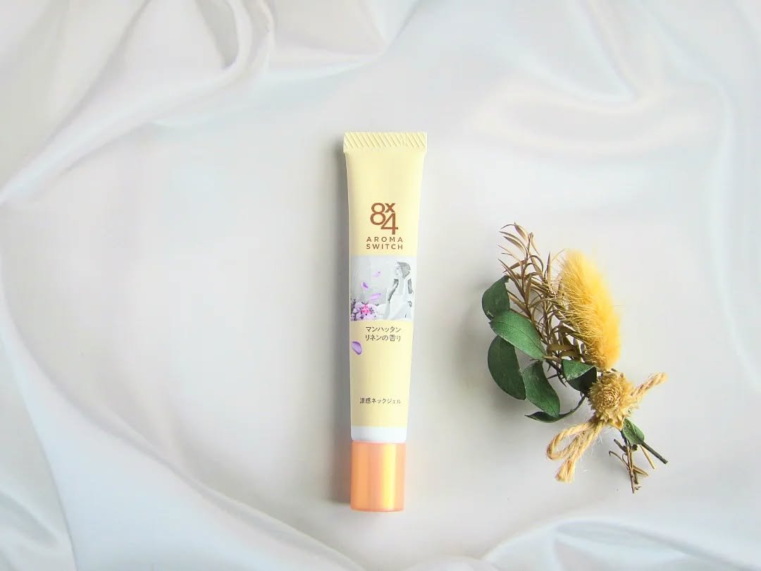 8x4 アロマスイッチ 涼感ネックジェル マンハッタンリネンの香り/８ｘ４/デオドラント・制汗剤を使ったクチコミ（1枚目）