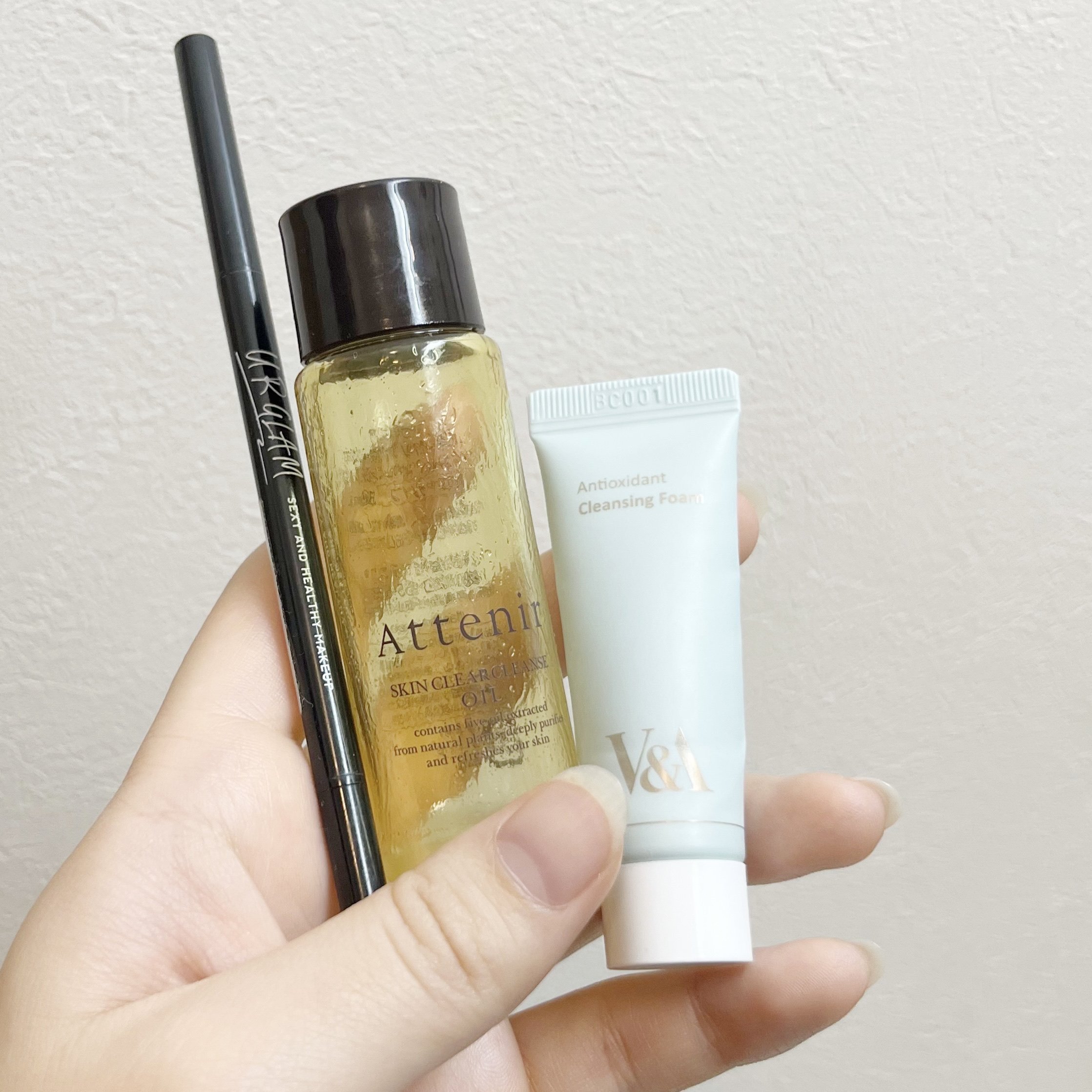 スキンクリア クレンズ オイル ＜アロマタイプ＞/アテニア/オイルクレンジングを使ったクチコミ（1枚目）