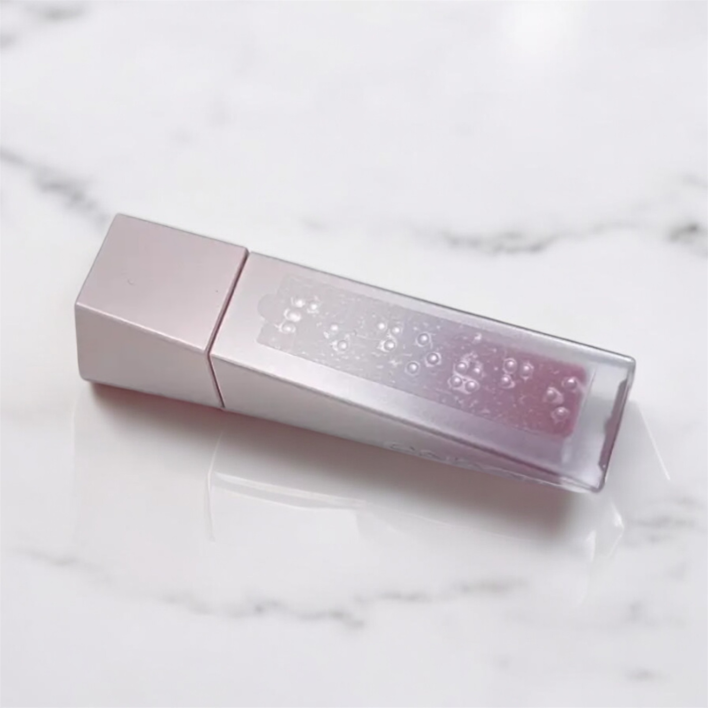 クチュールリップティントブラーベルベット Serenade/espoir/リップティントを使ったクチコミ（2枚目）