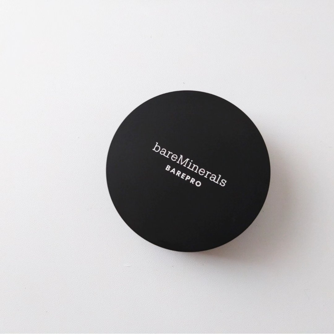 ベアプロ 24HR パウダー ファンデーション/bareMinerals/パウダーファンデーションを使ったクチコミ（2枚目）