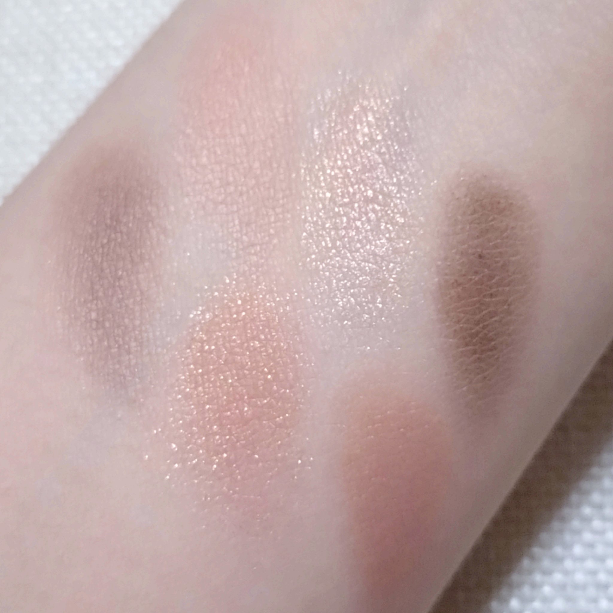 ソフトシアーマルチパレット/wakemake/アイシャドウパレットを使ったクチコミ（3枚目）