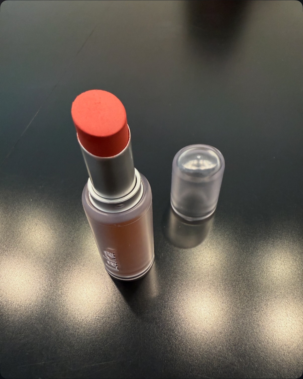 バルキーマットリップスティック/Laka/口紅を使ったクチコミ（3枚目）