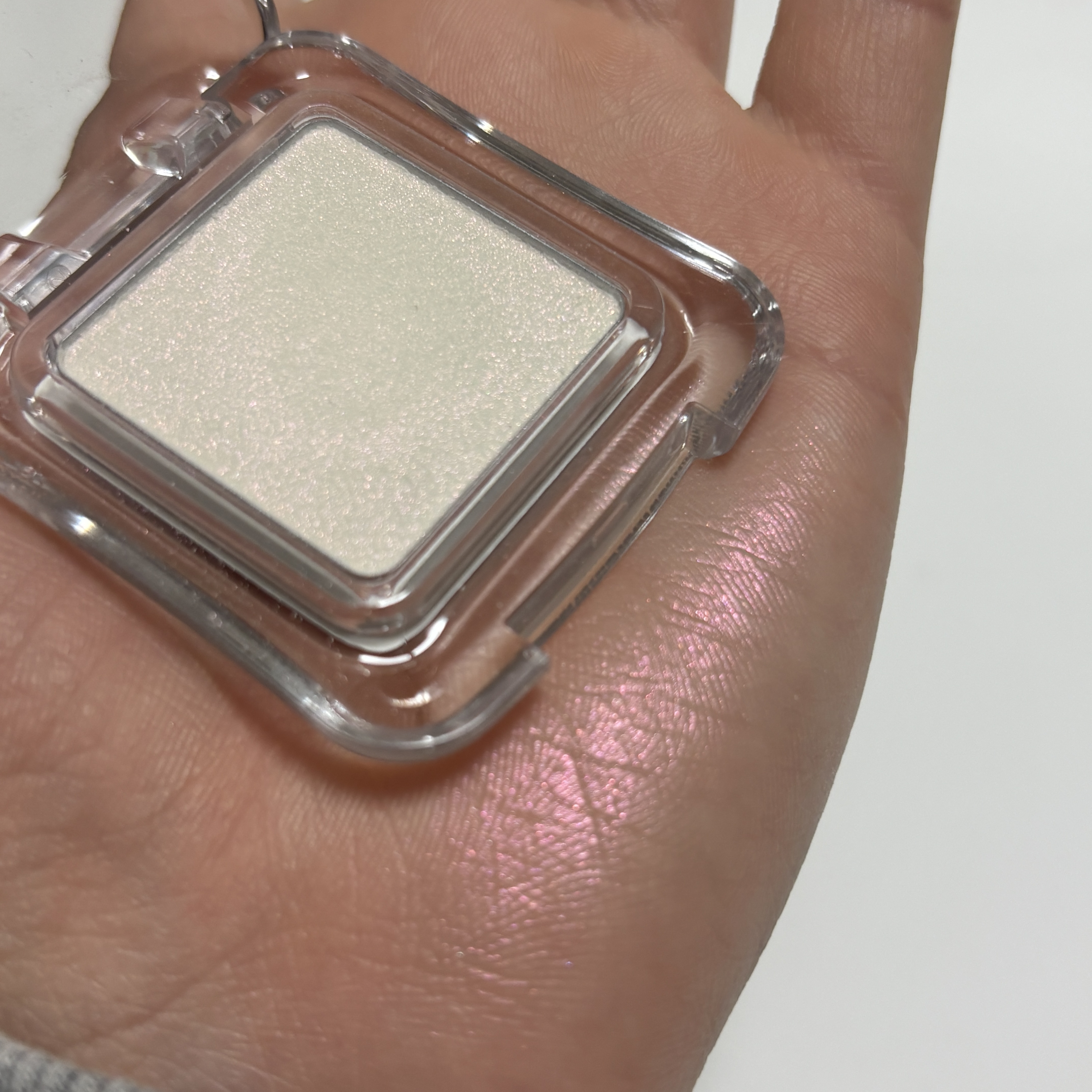 ピュアグラッシュ ハイライター/2aN/パウダーハイライトを使ったクチコミ（2枚目）