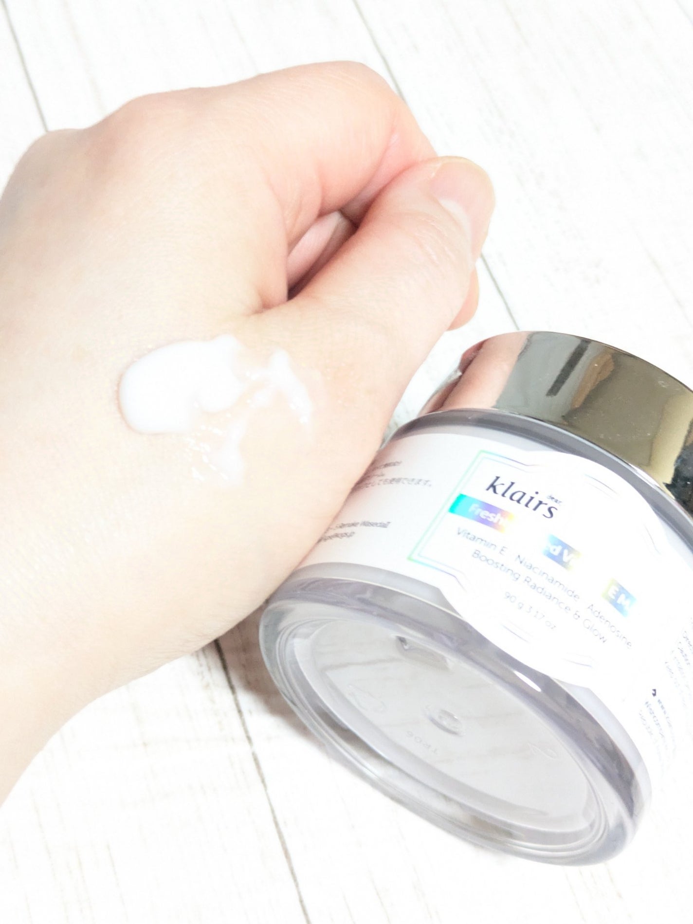 フレッシュリージュースドビタミンEマスク(90g)/Klairs/フェイスクリームを使ったクチコミ(2枚目)