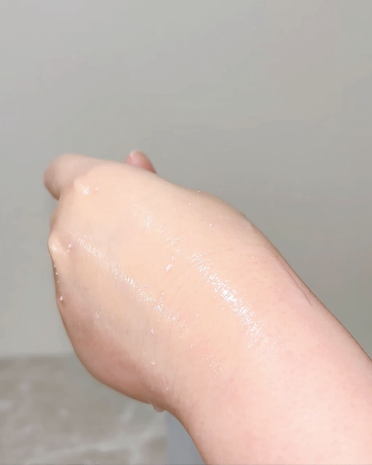 ナチュラルアクアジェル/Cure/ピーリングを使ったクチコミ(4枚目)