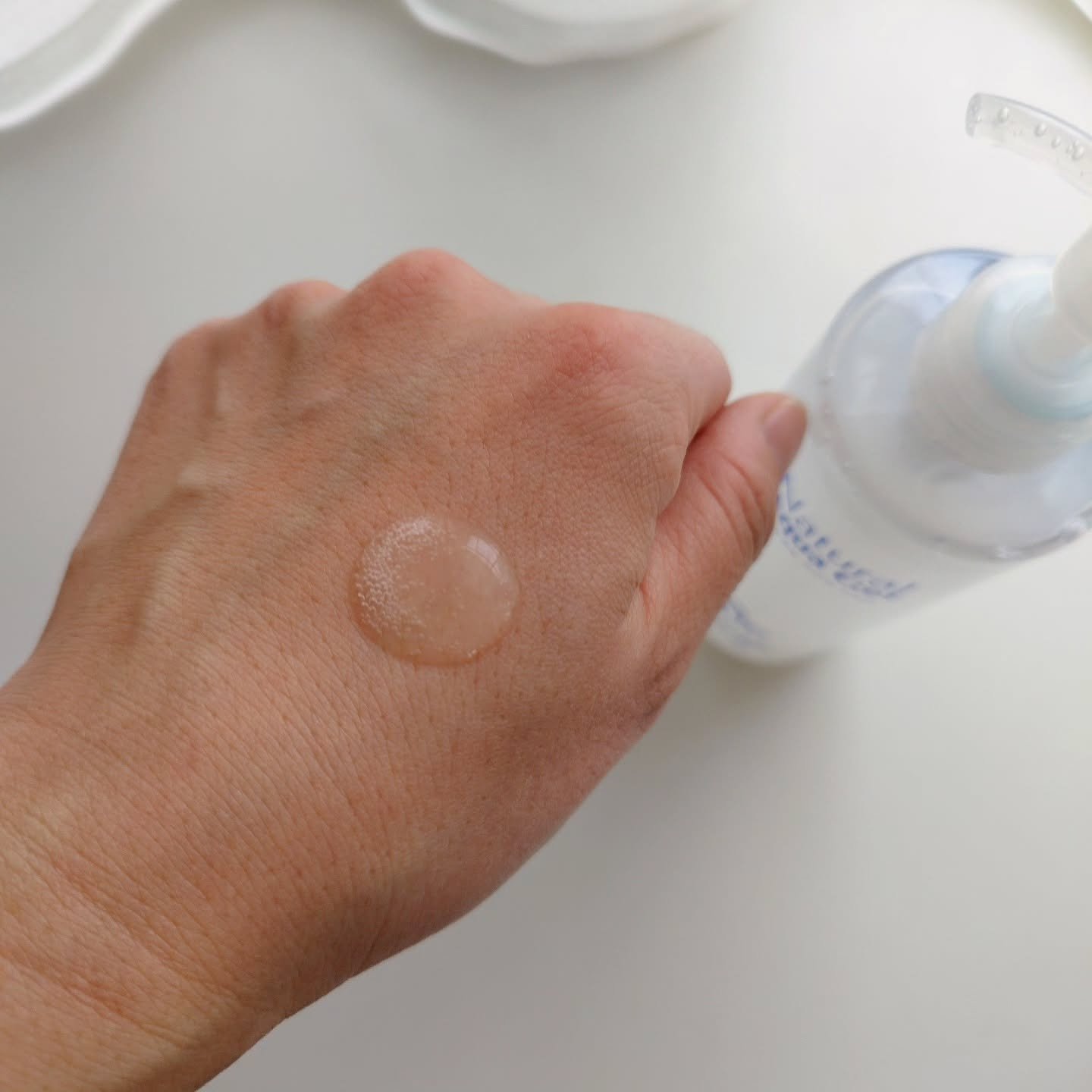 ナチュラルアクアジェル/Cure/ピーリングを使ったクチコミ（2枚目）