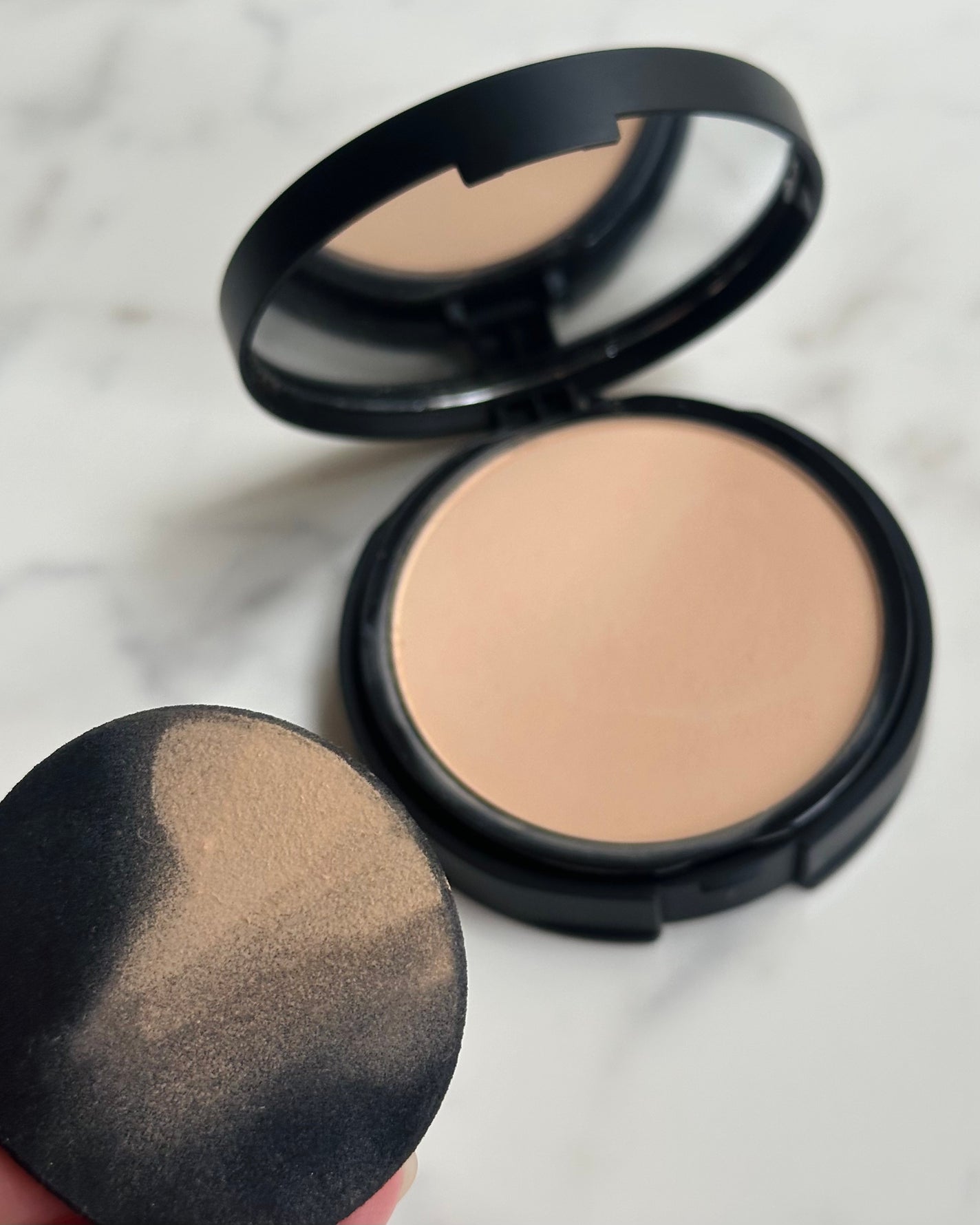 ベアプロ 24HR パウダー ファンデーション/bareMinerals/パウダーファンデーションを使ったクチコミ(5枚目)