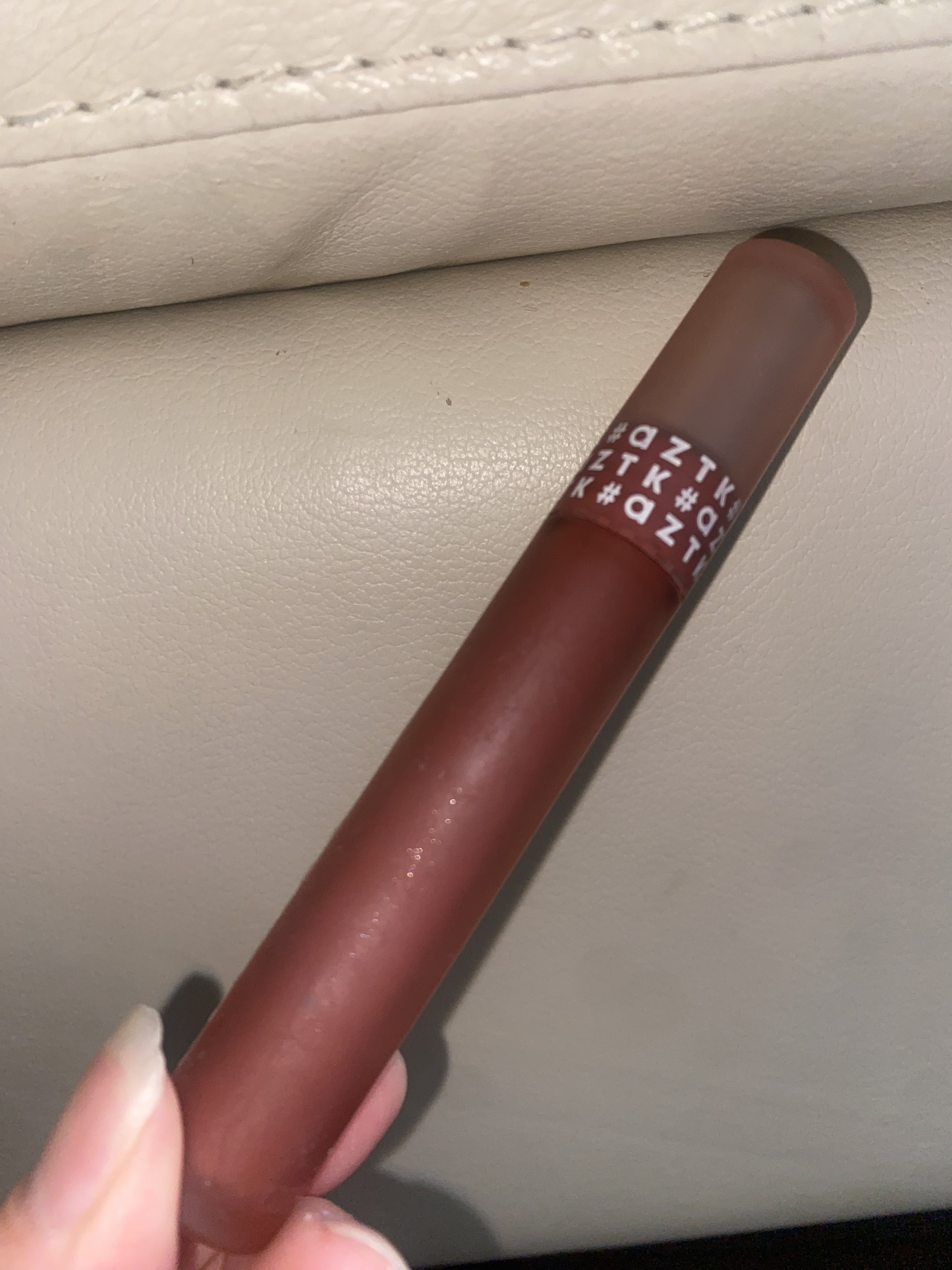 エアリーマットリップ/aZTK/口紅を使ったクチコミ（1枚目）