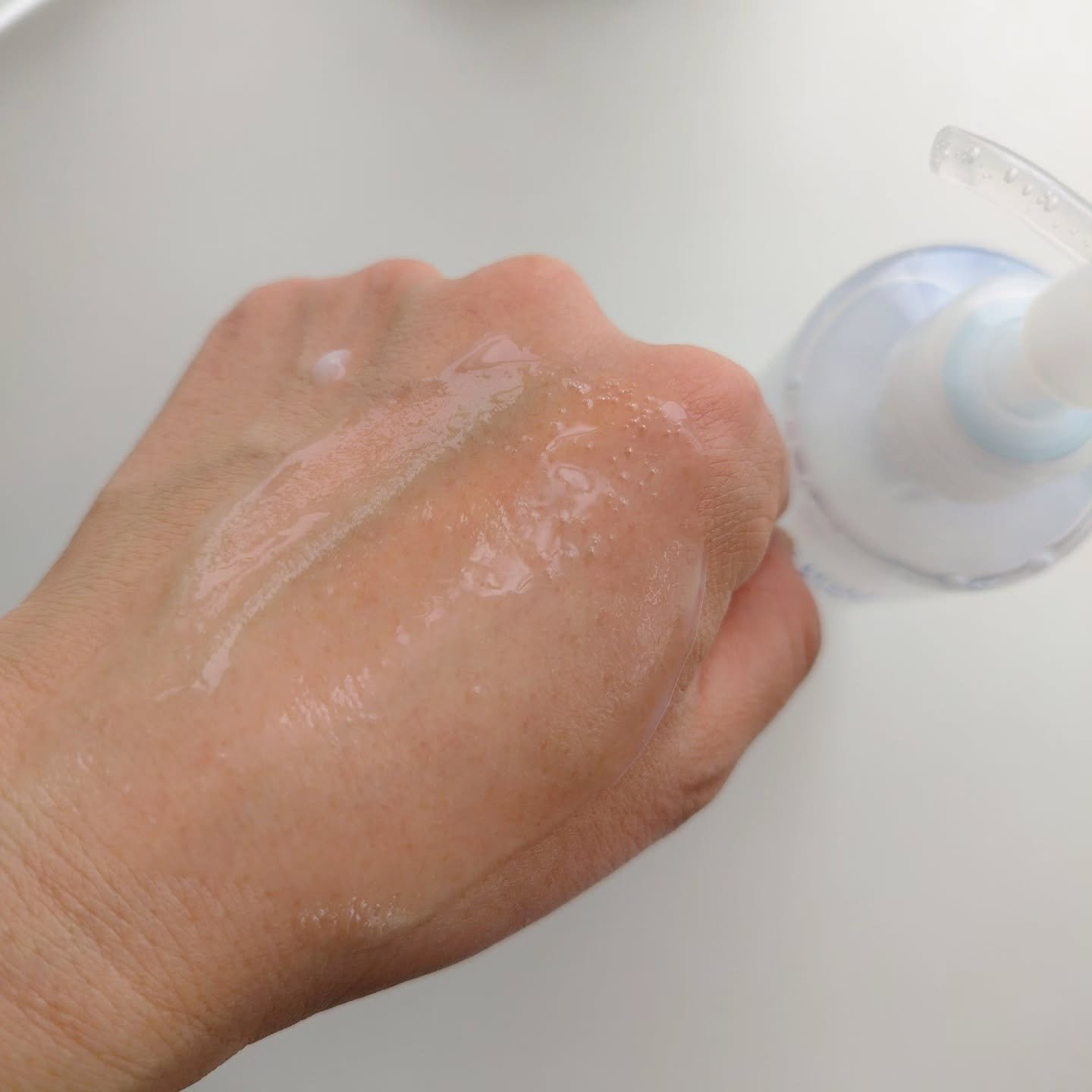 ナチュラルアクアジェル/Cure/ピーリングを使ったクチコミ（3枚目）