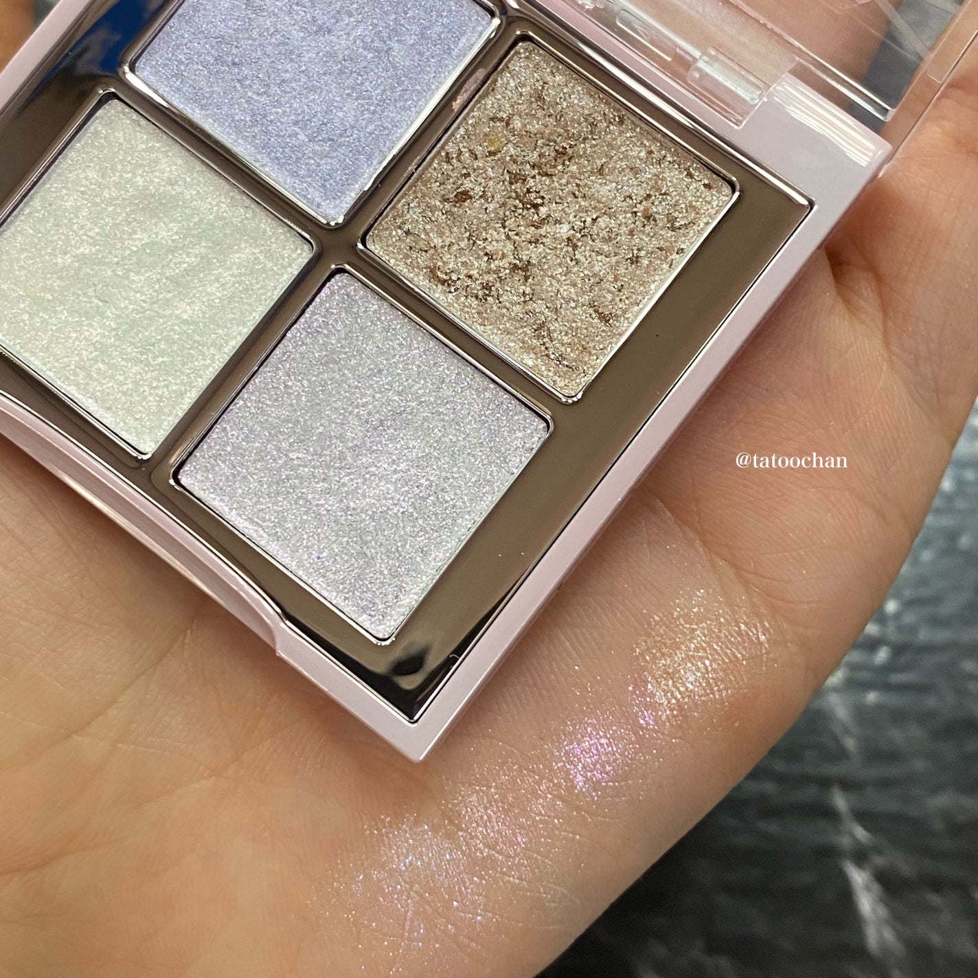 INTO U ローテーショナルアイシャドウパレット/INTO U/アイシャドウパレットを使ったクチコミ(3枚目)