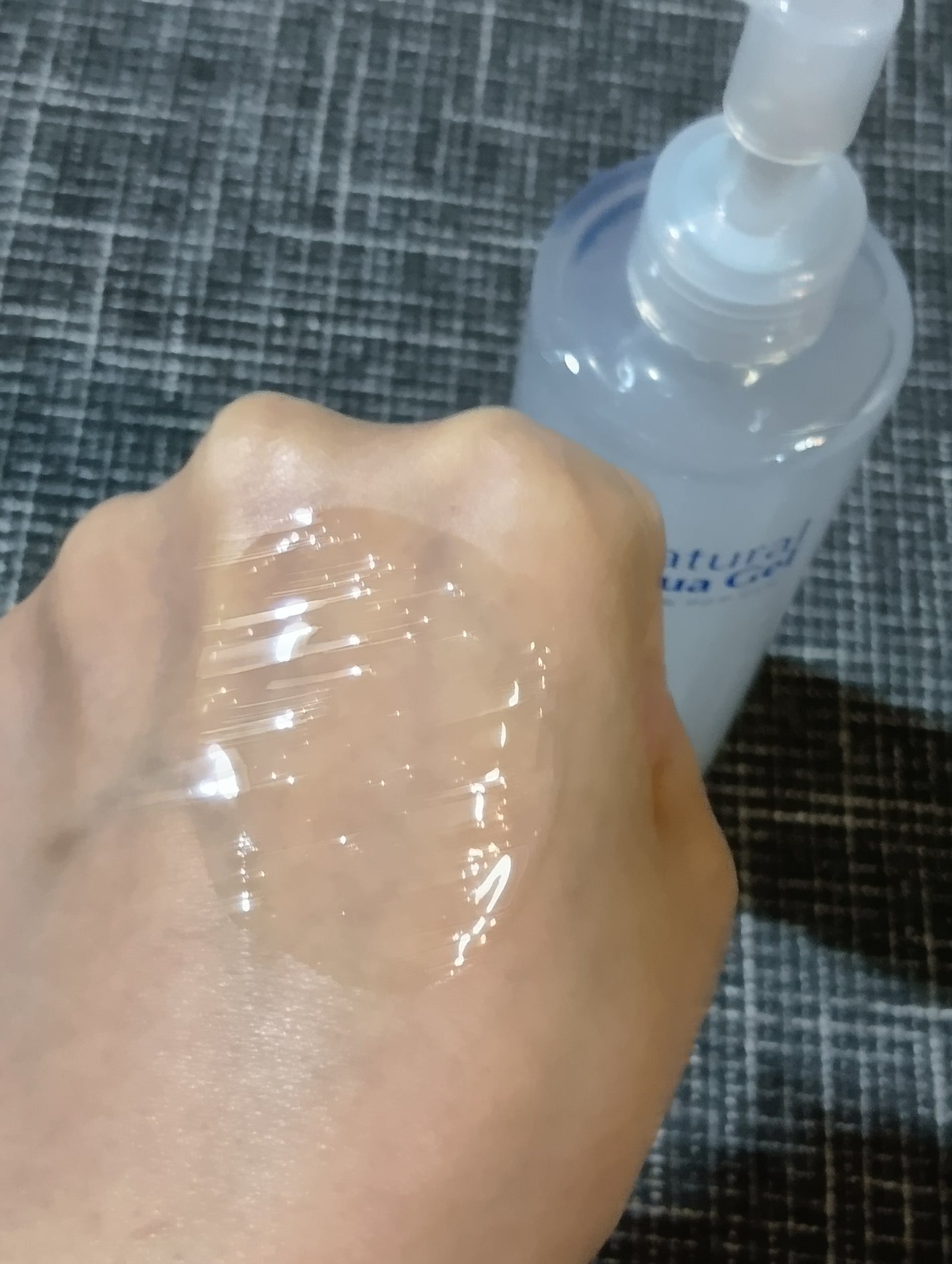 ナチュラルアクアジェル/Cure/ピーリングを使ったクチコミ(2枚目)