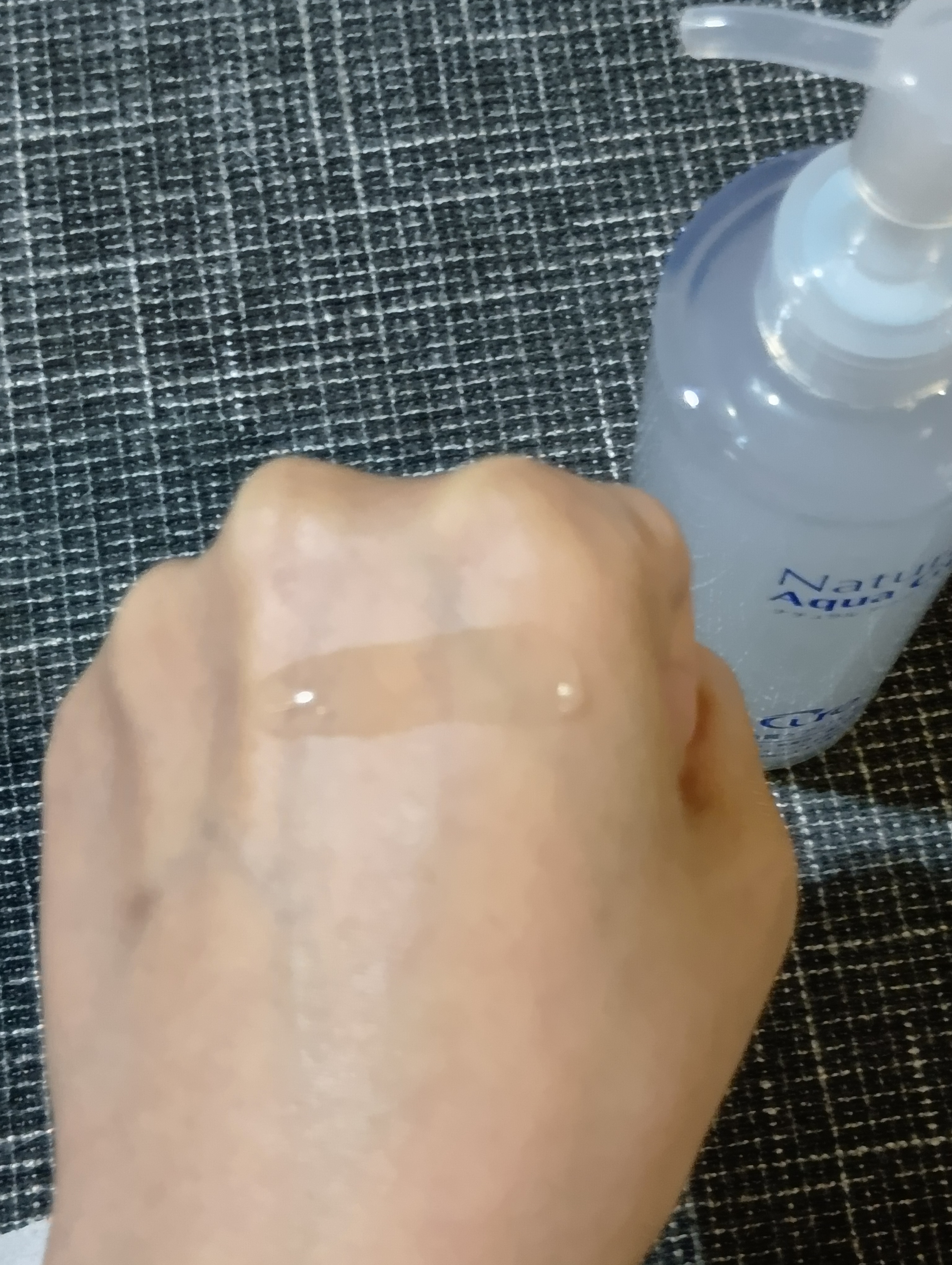 ナチュラルアクアジェル/Cure/ピーリングを使ったクチコミ（3枚目）