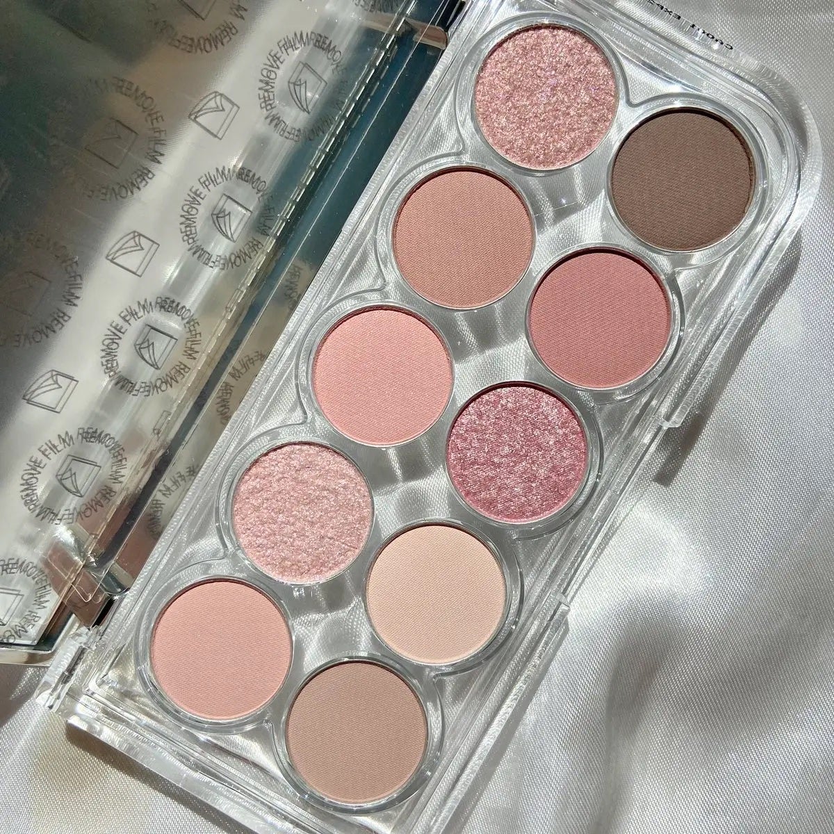 ライトオンアイズシャドウパレット/ルミル/アイシャドウパレットを使ったクチコミ(2枚目)