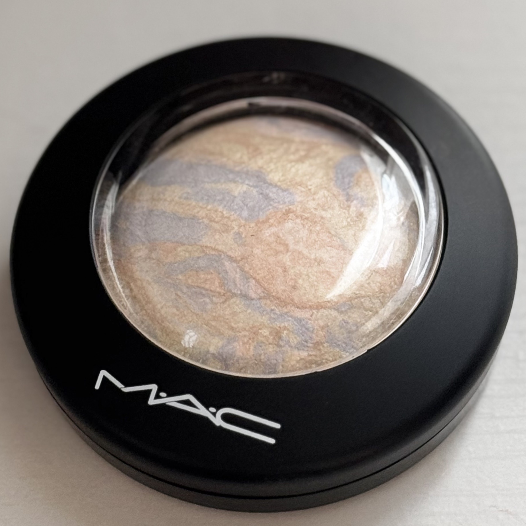 M·A·C ミネラライズ スキンフィニッシュ/M・A・C/パウダーハイライトを使ったクチコミ（2枚目）