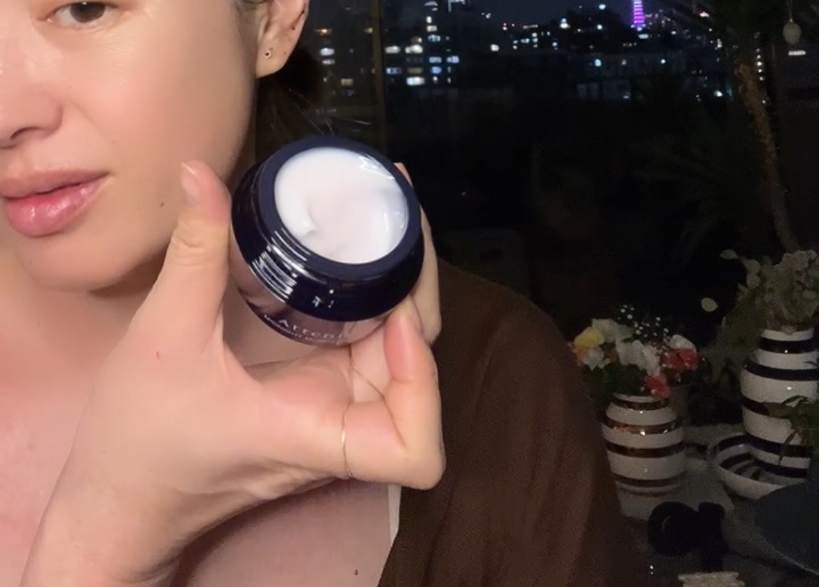 アテニア ミッドナイトモイスチャライザー/アテニア/フェイスクリームを使ったクチコミ（3枚目）