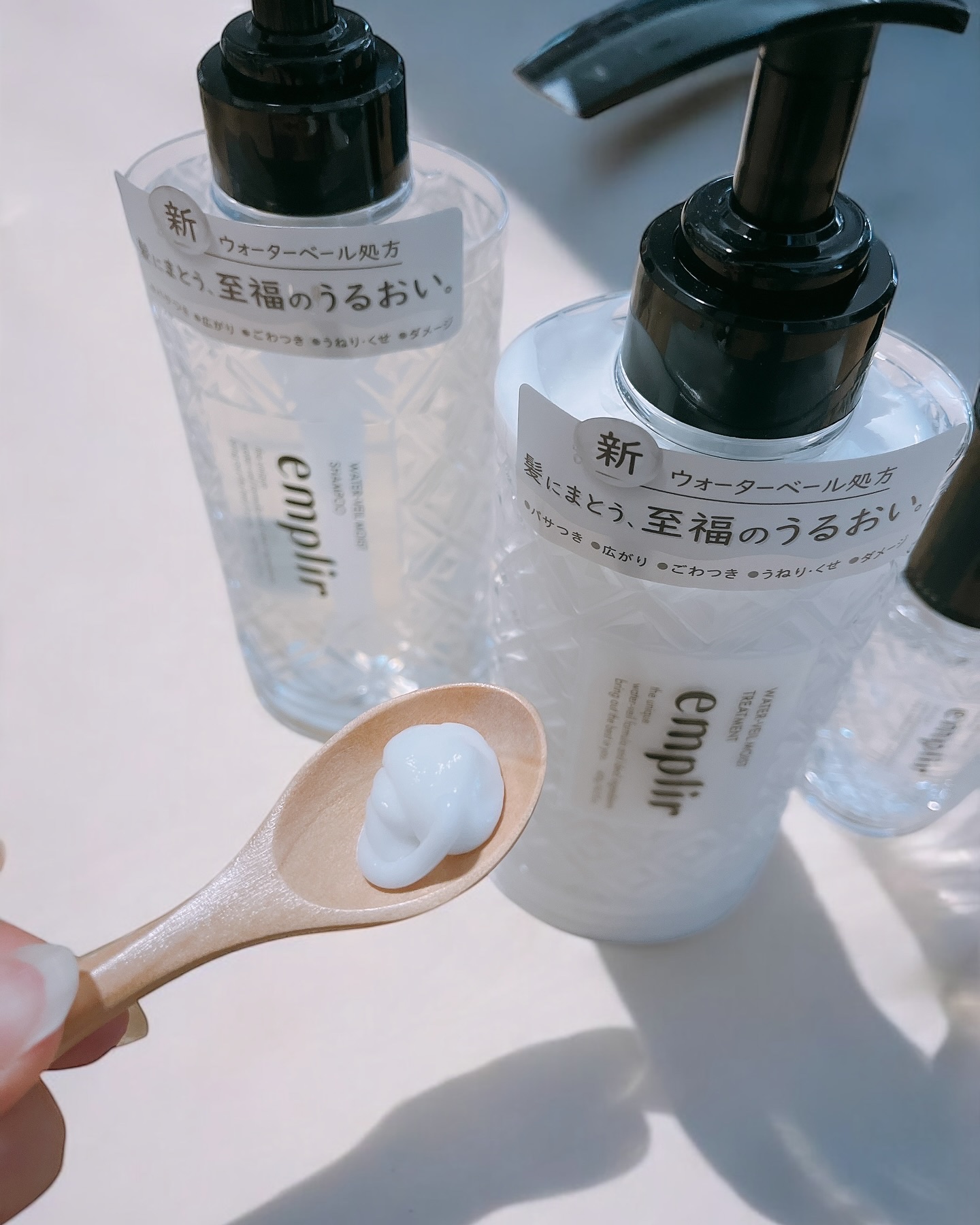 ウォーターベール　モイストヘアオイル/emplir/ヘアオイルを使ったクチコミ（3枚目）