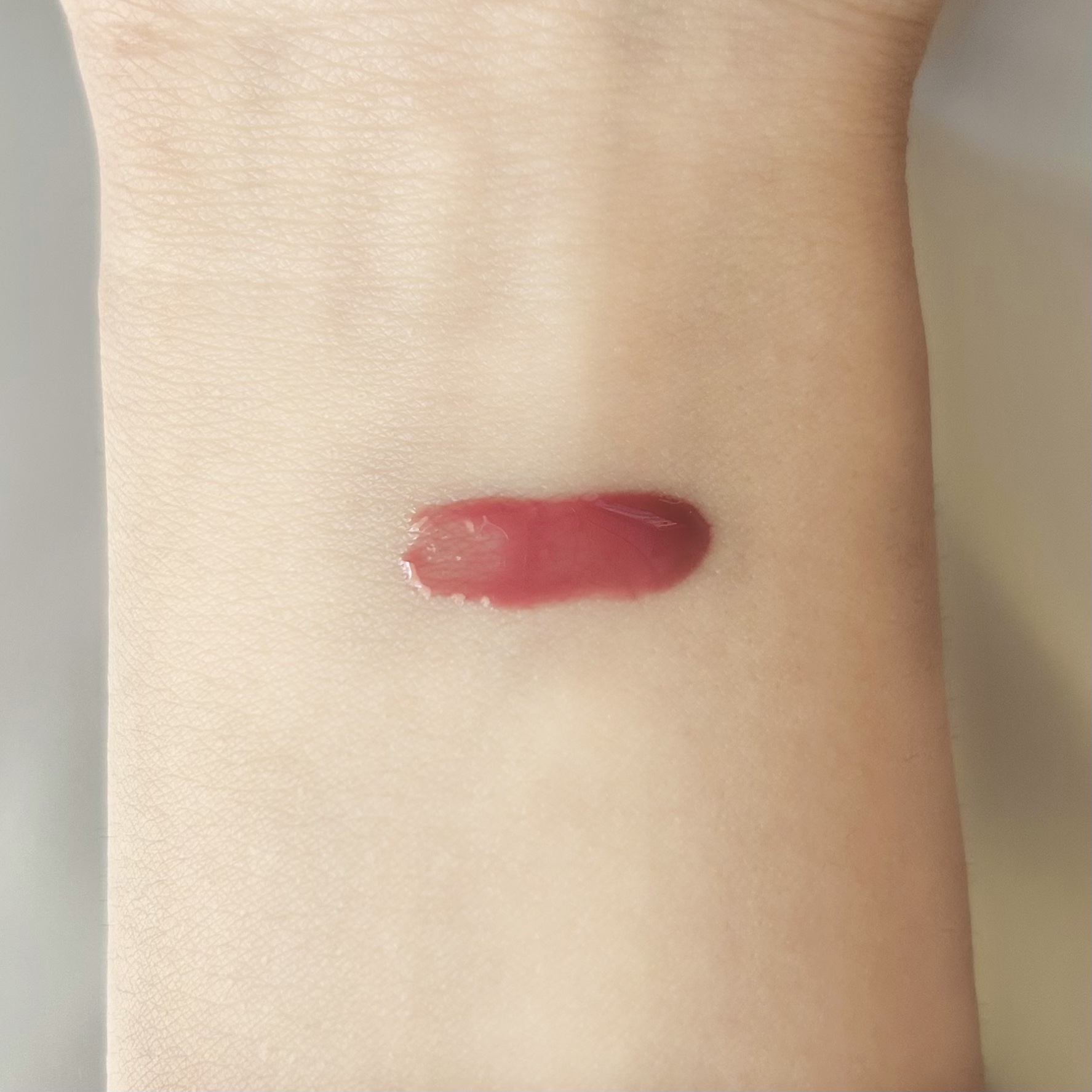 インク グラスティング リップ グロス/PERIPERA/リップグロスを使ったクチコミ（3枚目）