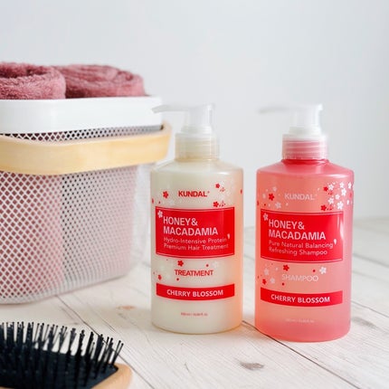 プレミアムヘアケア スペシャルセット スプリングエディション シャンプー&トリートメント/KUNDAL/市販シャンプーを使ったクチコミ(1枚目)