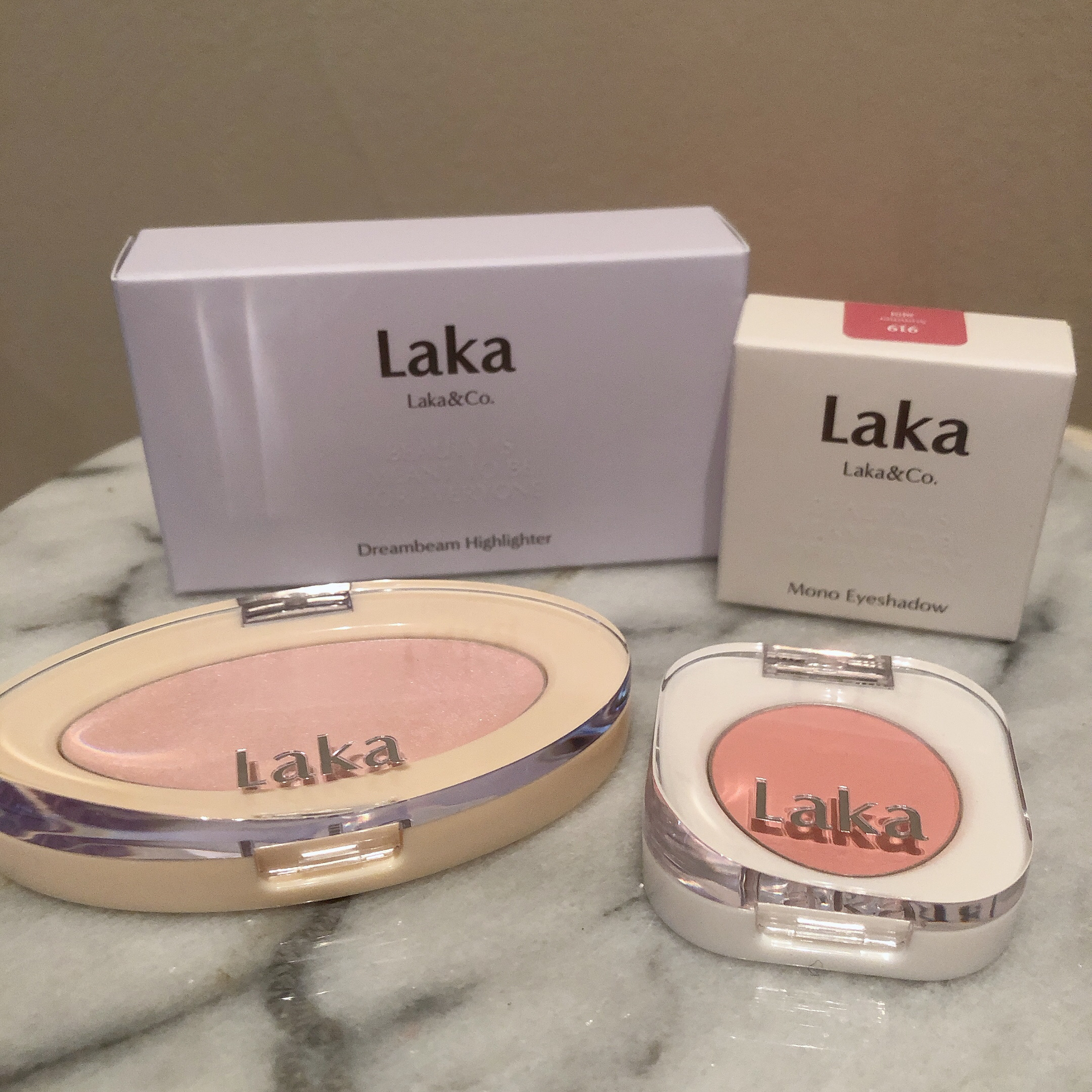 モノアイシャドウ/Laka/単色アイシャドウを使ったクチコミ（1枚目）