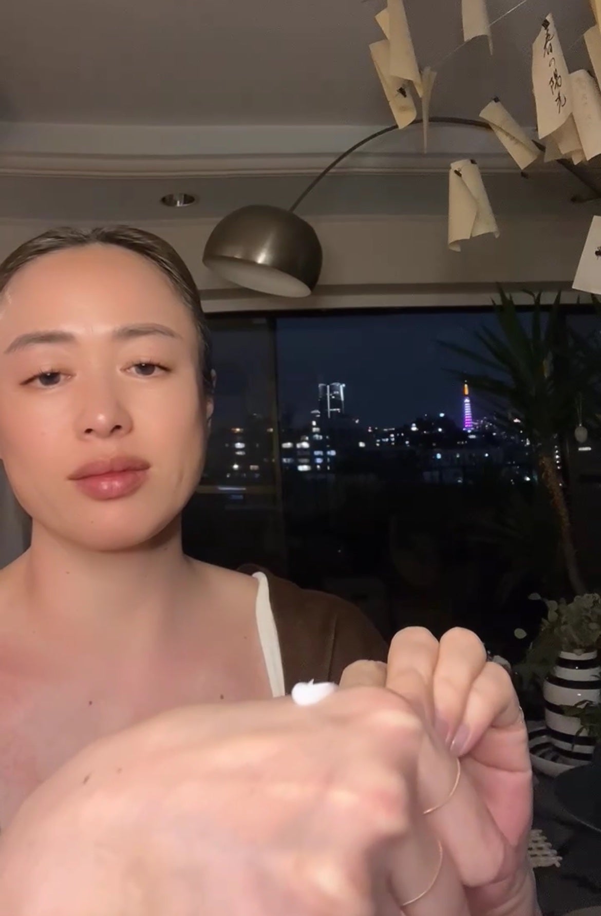 アテニア ミッドナイトモイスチャライザー/アテニア/フェイスクリームを使ったクチコミ(4枚目)