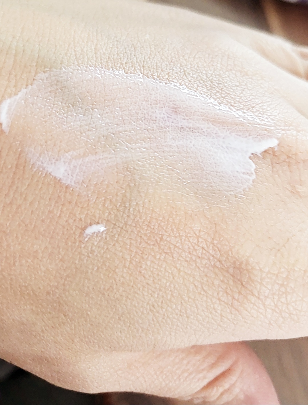 ヒアルーシカ ウォーターフィット サンセラム/SKIN1004/日焼け止めローションを使ったクチコミ（3枚目）