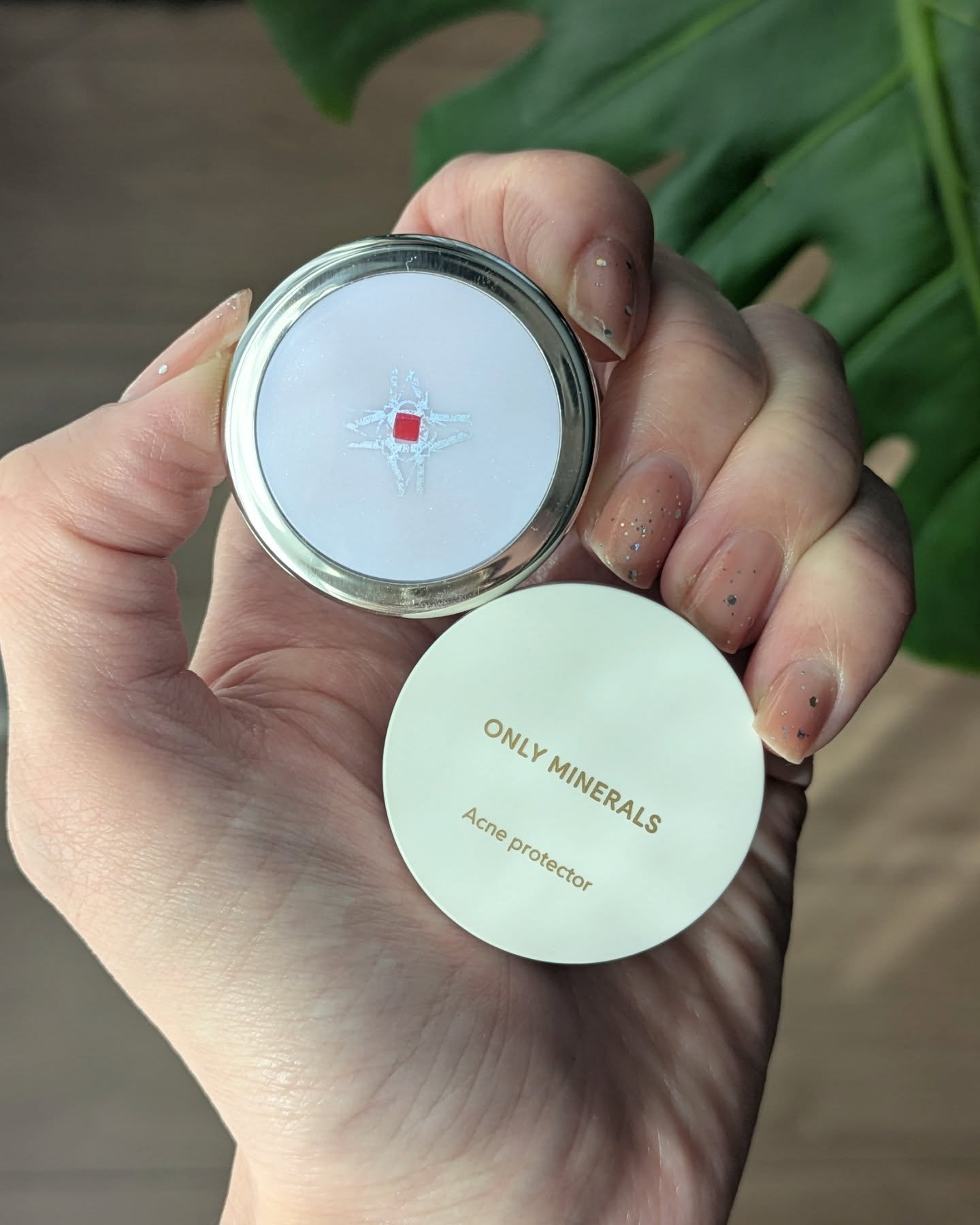 薬用コンシーラー アクネプロテクター/ONLY MINERALS/パウダーコンシーラーを使ったクチコミ（1枚目）