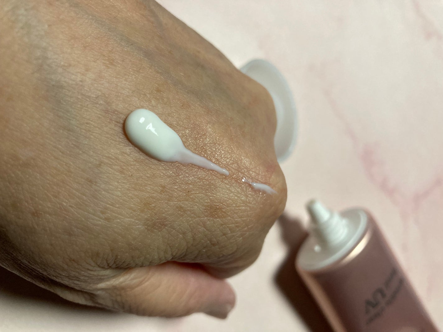 フェザーエフ薬用リンクルクリアハンドUV/ナリス化粧品/その他スキンケアを使ったクチコミ(5枚目)