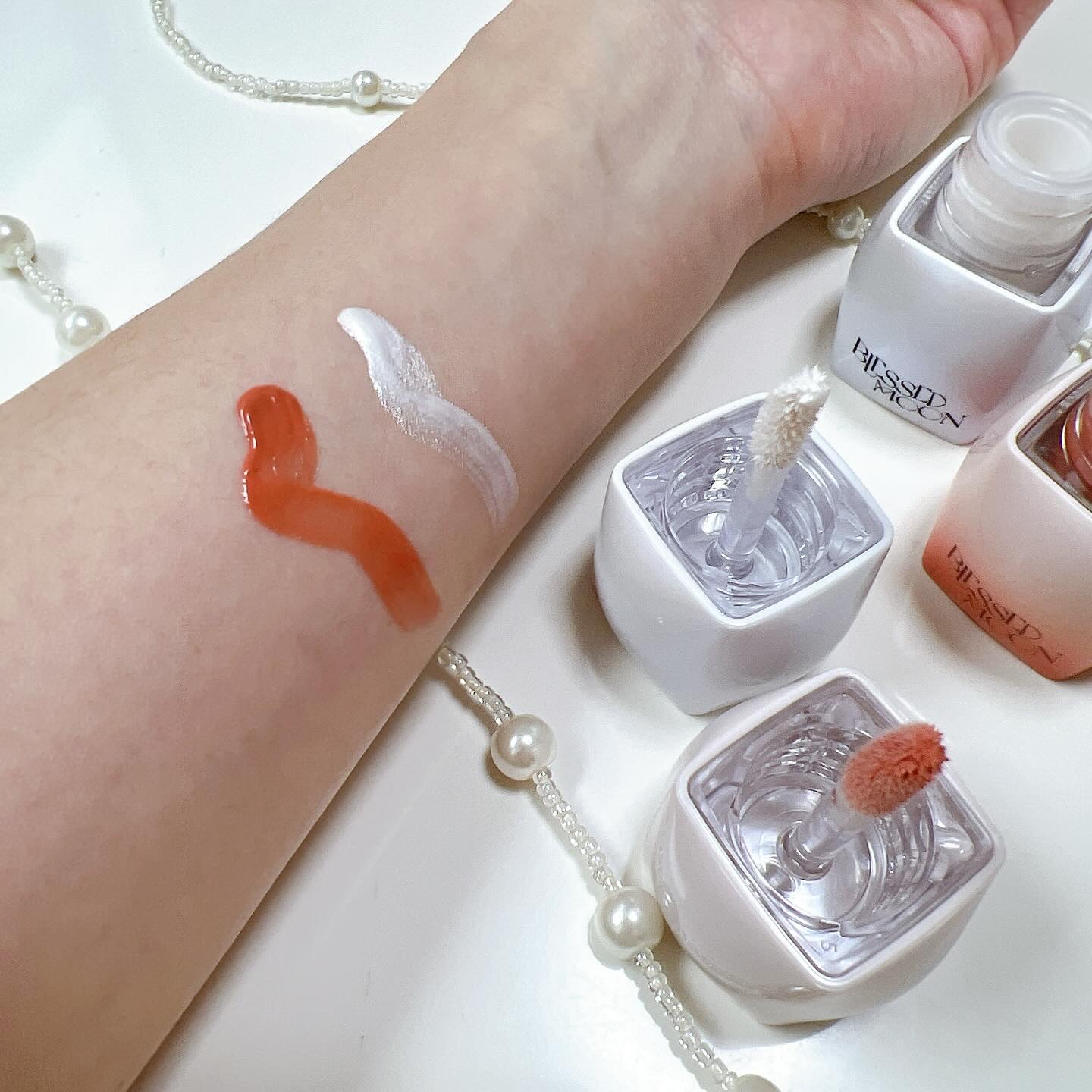 Veil Melting Glass Highlighter 01.Diamond Dust/BLESSED MOON/リキッドハイライトを使ったクチコミ（2枚目）