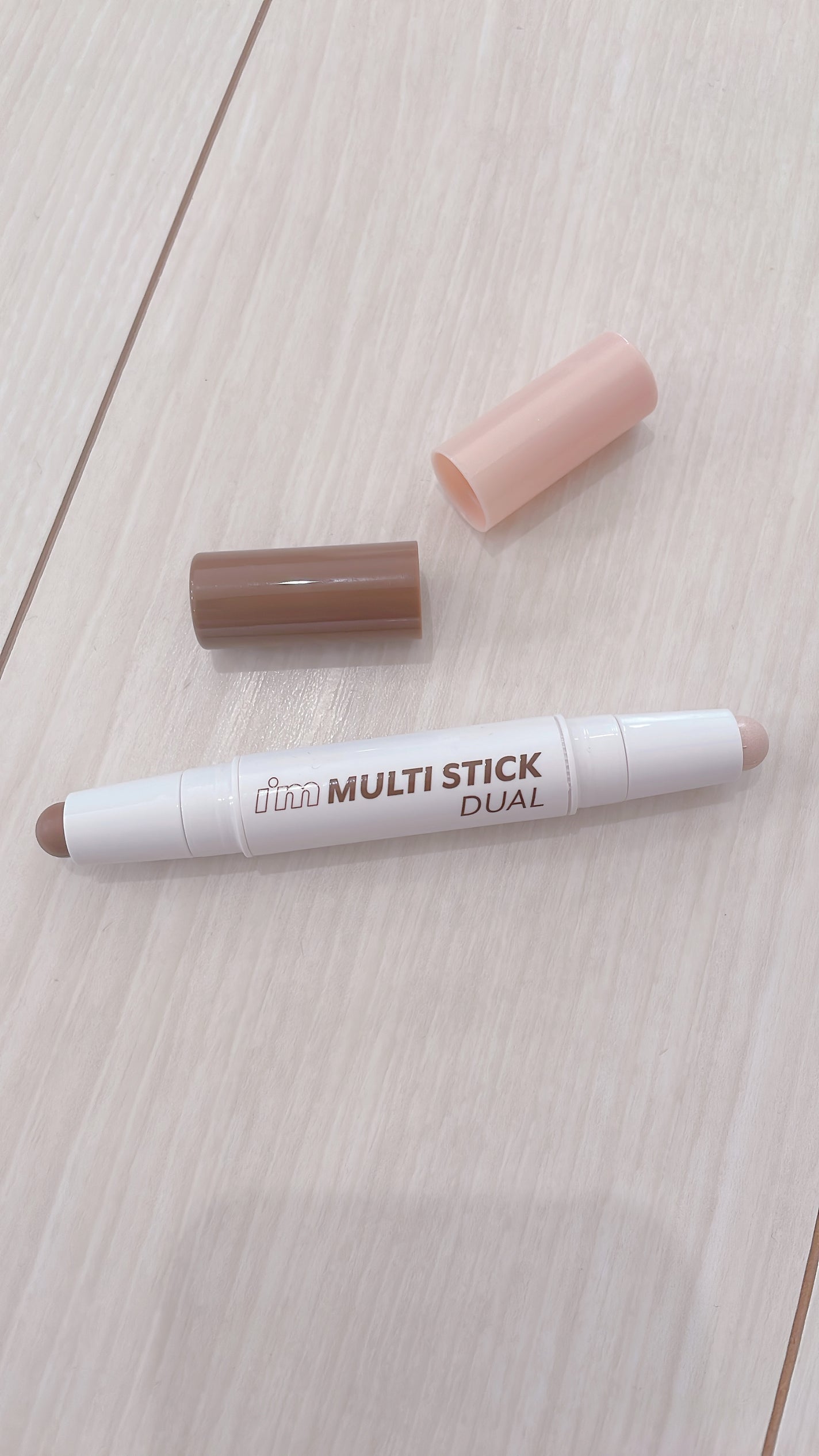 アイムマルチスティック デュアル/i’m meme/シェーディングを使ったクチコミ(1枚目)