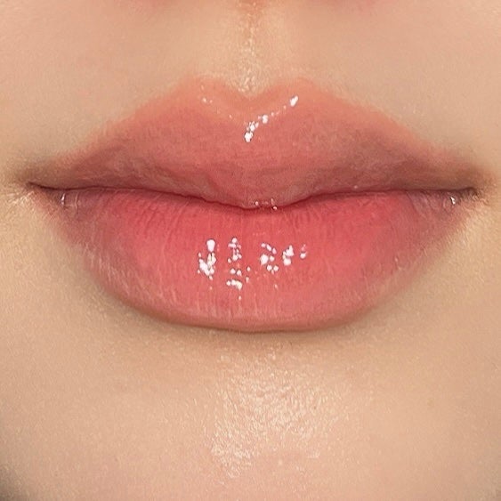 フィー 3Dボリューミンググロス/fwee/リップグロスを使ったクチコミ(3枚目)