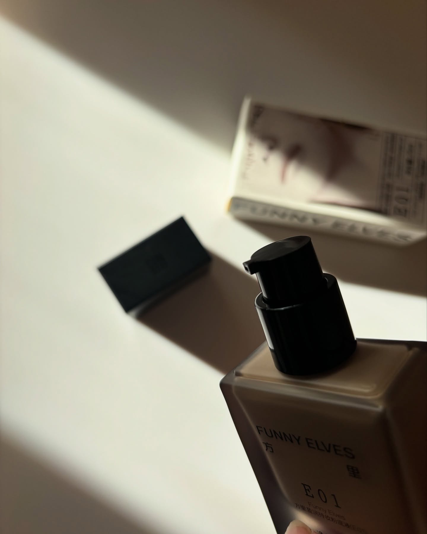 ロングウエアファンデーション/FUNNY ELVES方里/リキッドファンデーションを使ったクチコミ（3枚目）