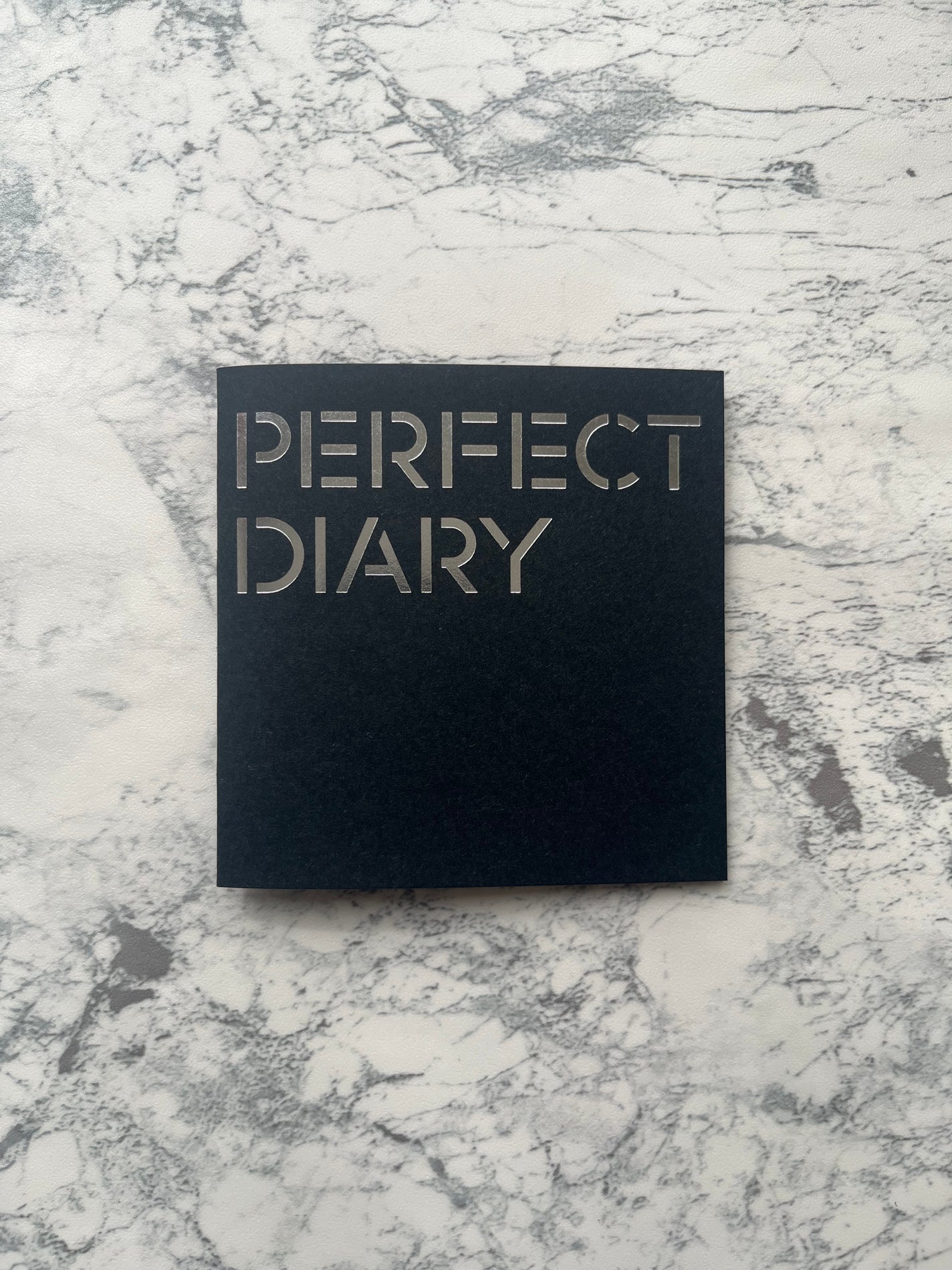 ソフトモイスチャーエッセンスプライマークリーム/PERFECT DIARY/化粧下地を使ったクチコミ(3枚目)