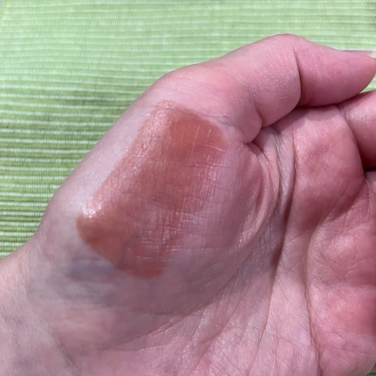 ウォーターグラスティント/hana by hince/口紅を使ったクチコミ（2枚目）