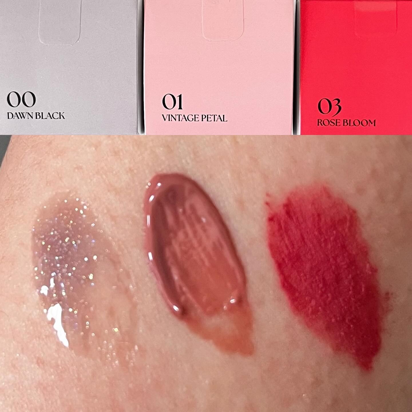 Veil Mood Lip Gloss ドーンブラック/BLESSED MOON/リップグロスを使ったクチコミ（3枚目）