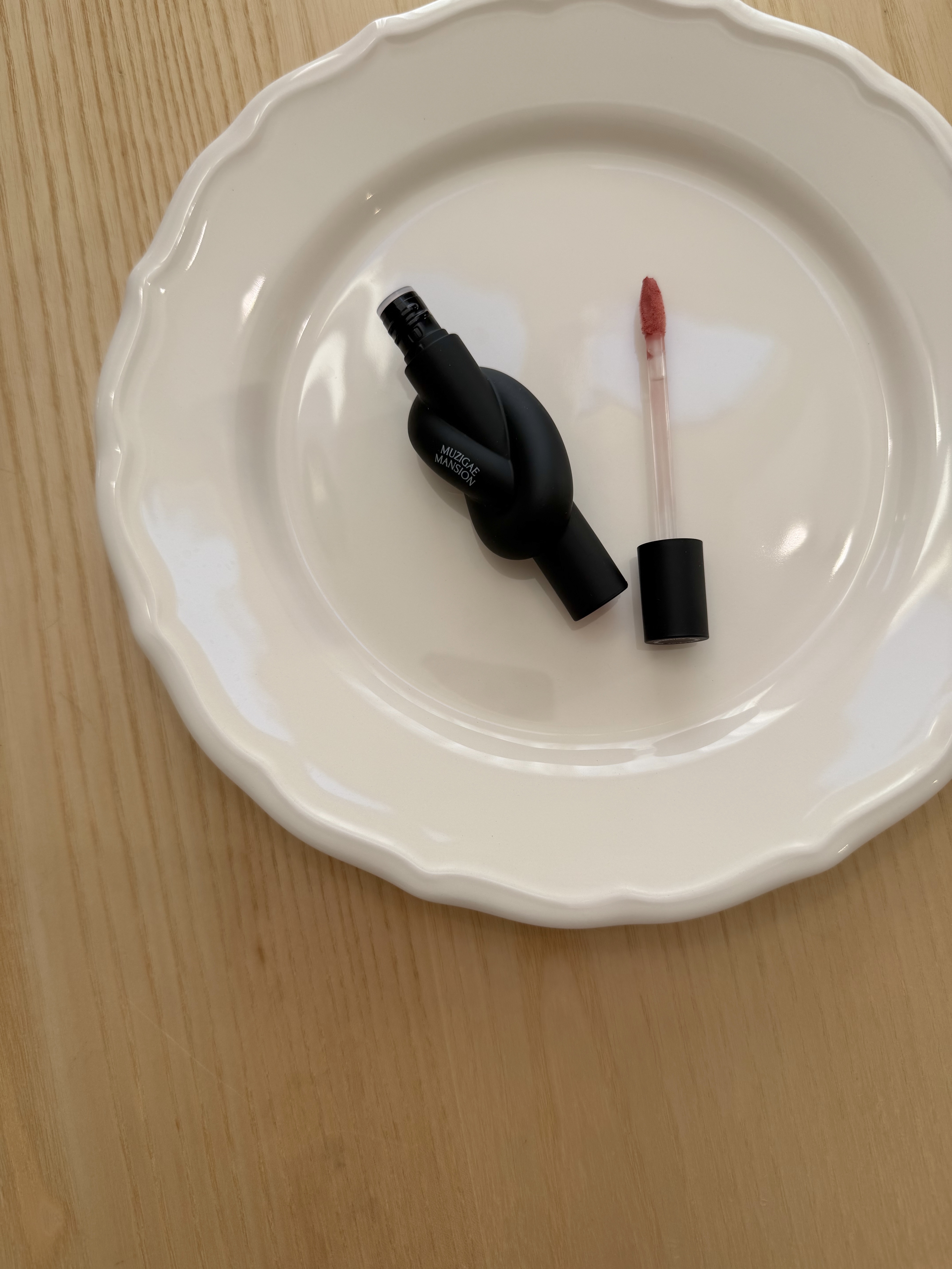 タイアップカバーティント/MUZIGAE MANSION/リップティントを使ったクチコミ（2枚目）