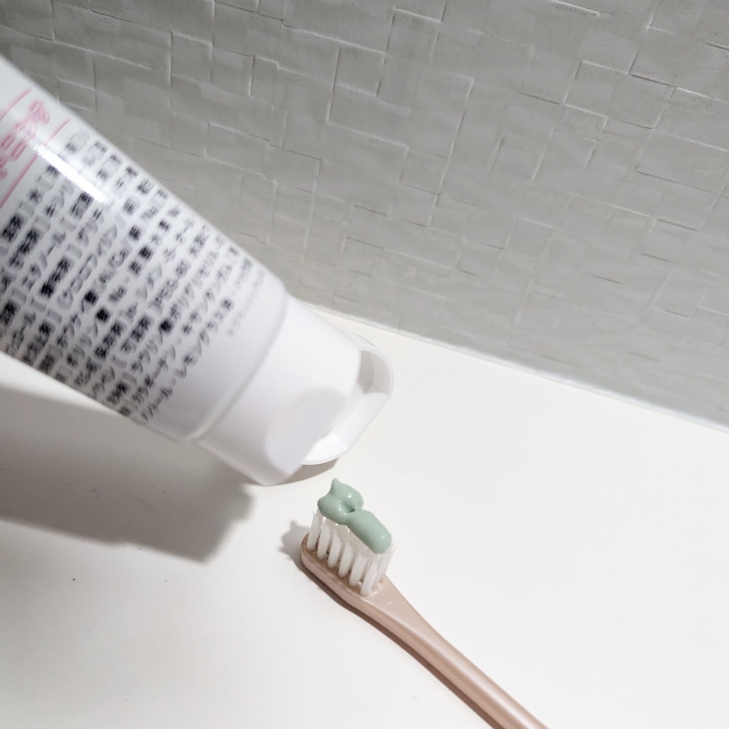 デオグラオーラテック ＋ホワイトニング/DEOGLA/歯磨き粉を使ったクチコミ（3枚目）