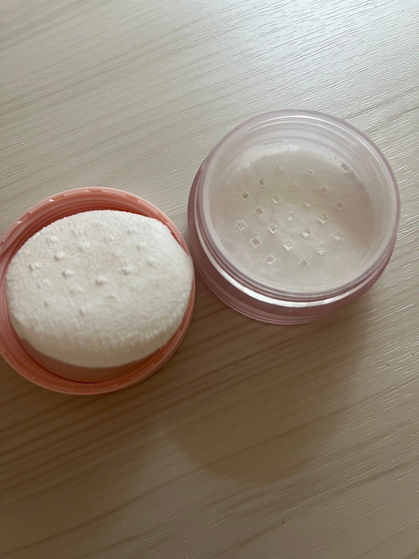 トランスルーセントセットフィニッシングパウダー/TFIT/ルースパウダーを使ったクチコミ(2枚目)