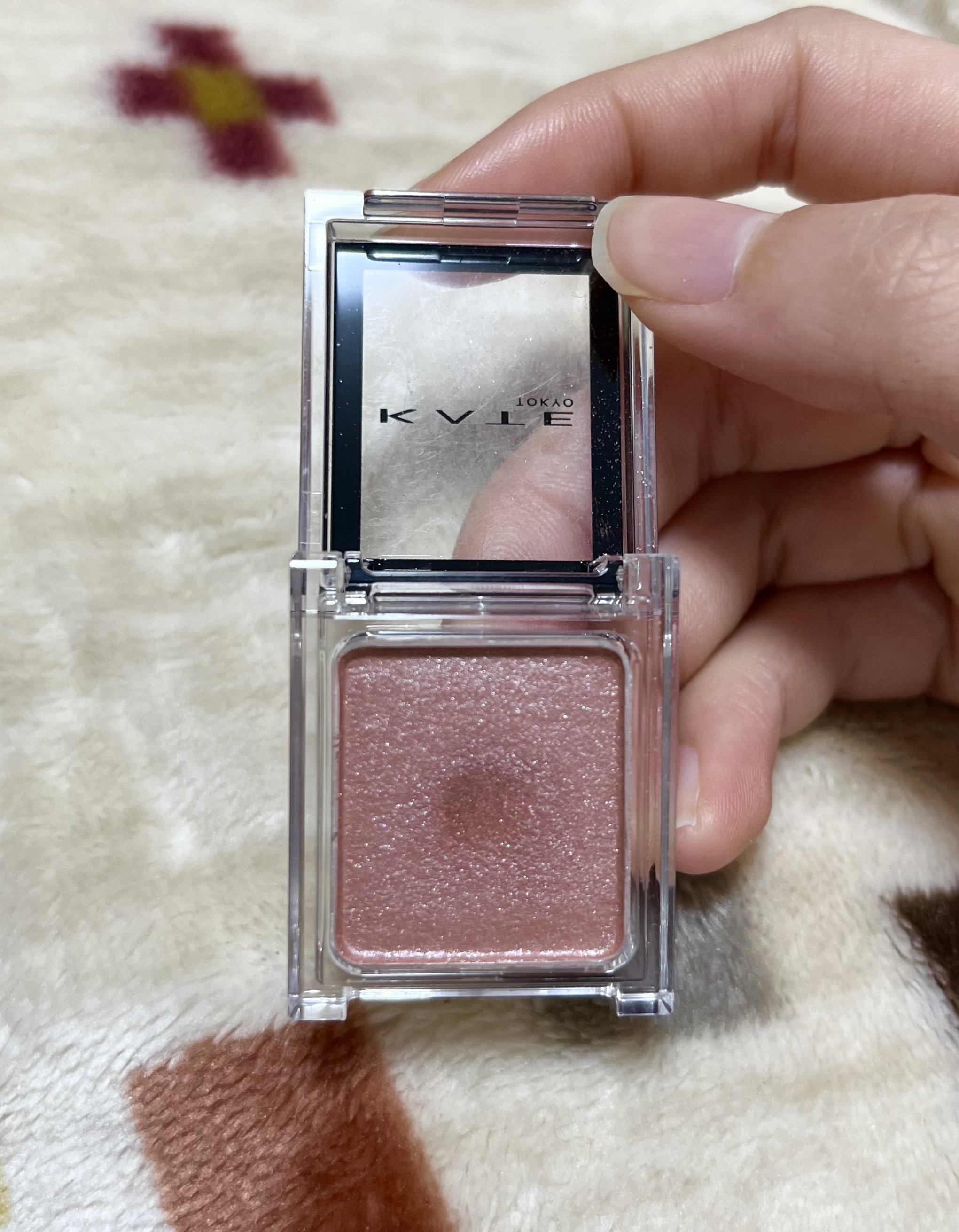 ケイト ザ アイカラー 066 ロゼピンク/KATE/単色アイシャドウを使ったクチコミ（2枚目）