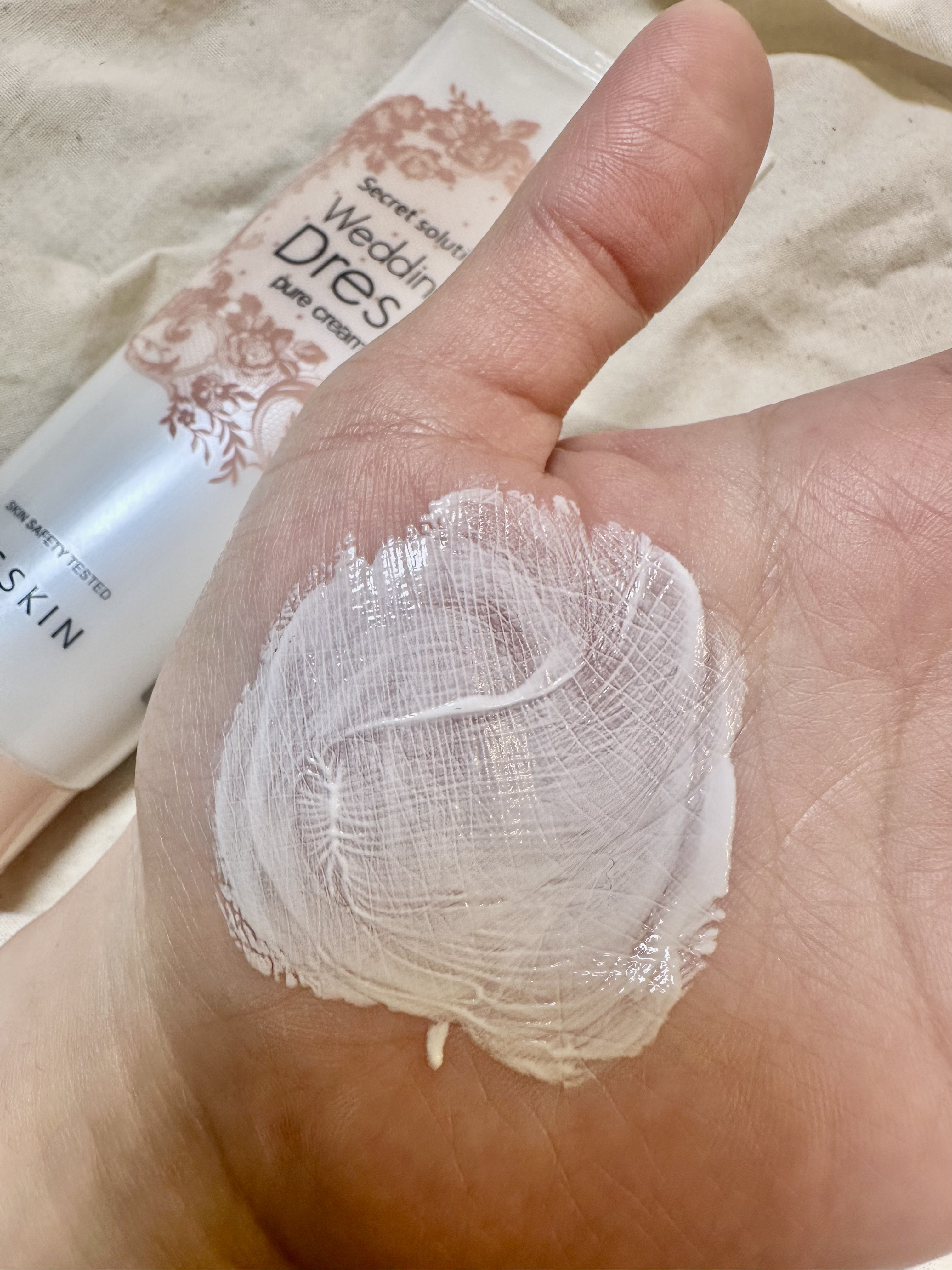 シークレットソルーションウェディングドレスピュアクリーム/It's skin/フェイスクリームを使ったクチコミ（2枚目）